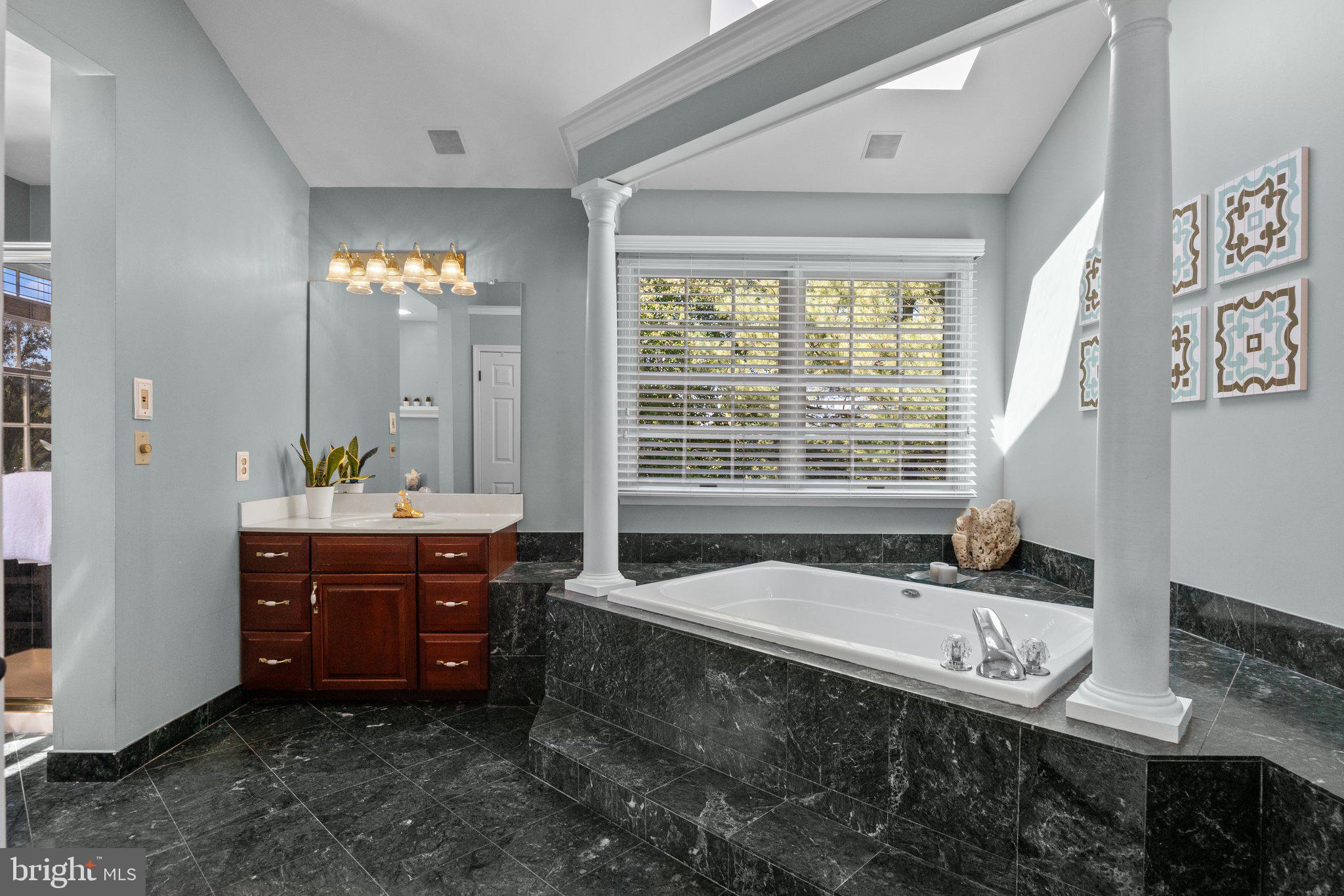 MILL RUN - Residential