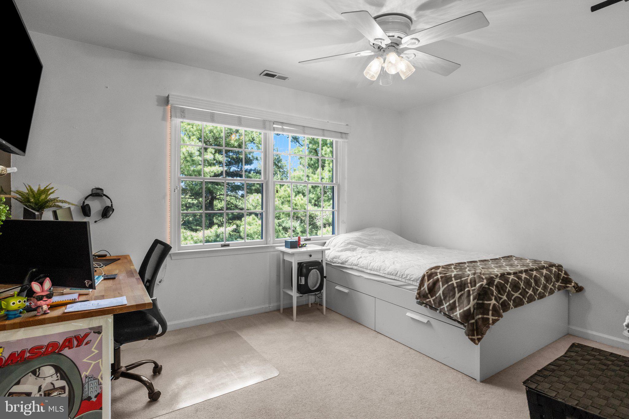 MILL RUN - Residential