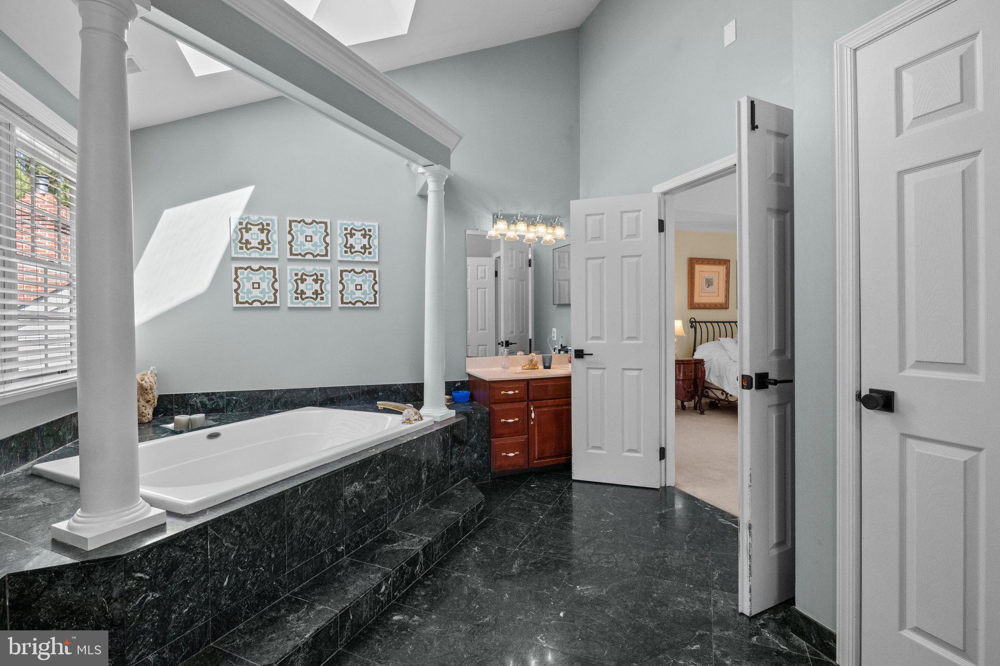 MILL RUN - Residential