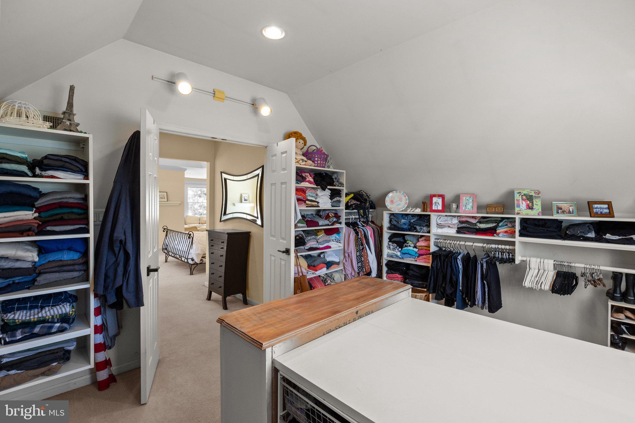 MILL RUN - Residential