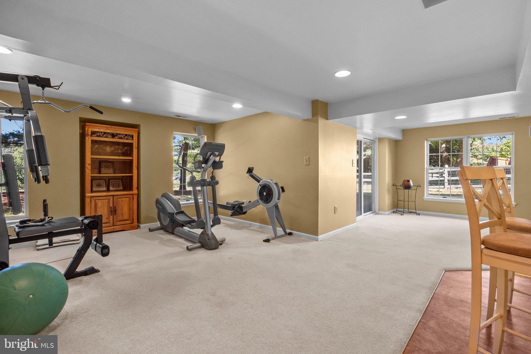 MILL RUN - Residential