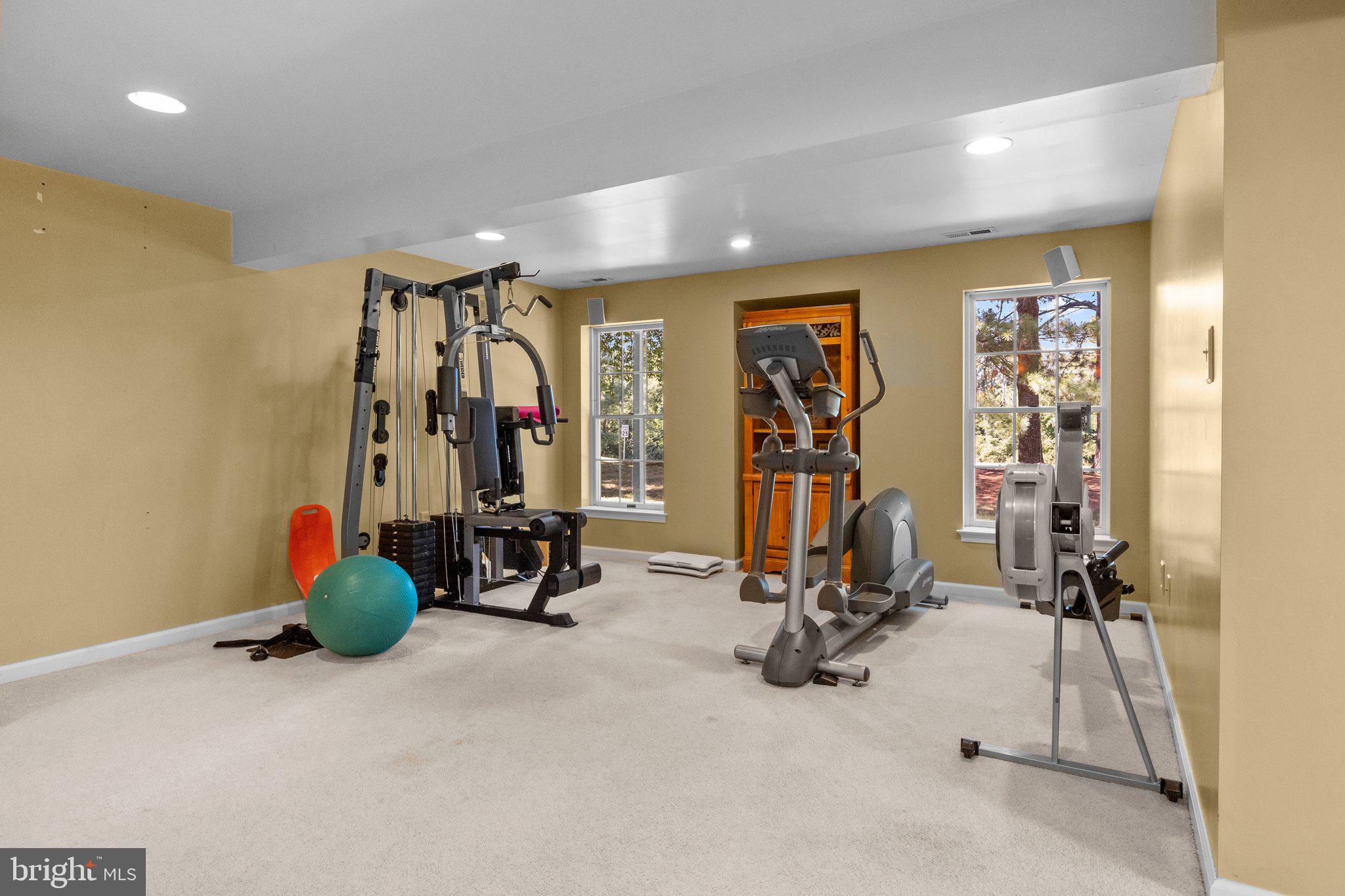 MILL RUN - Residential