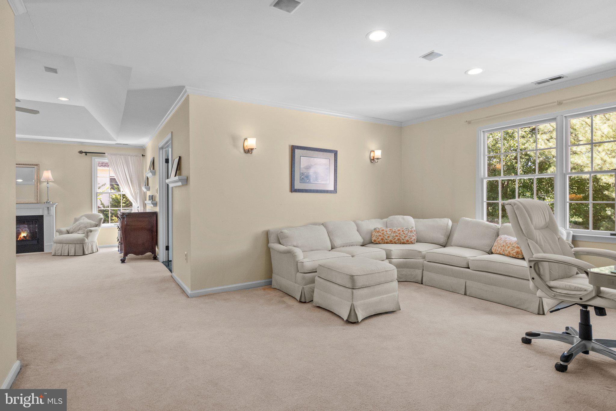 MILL RUN - Residential