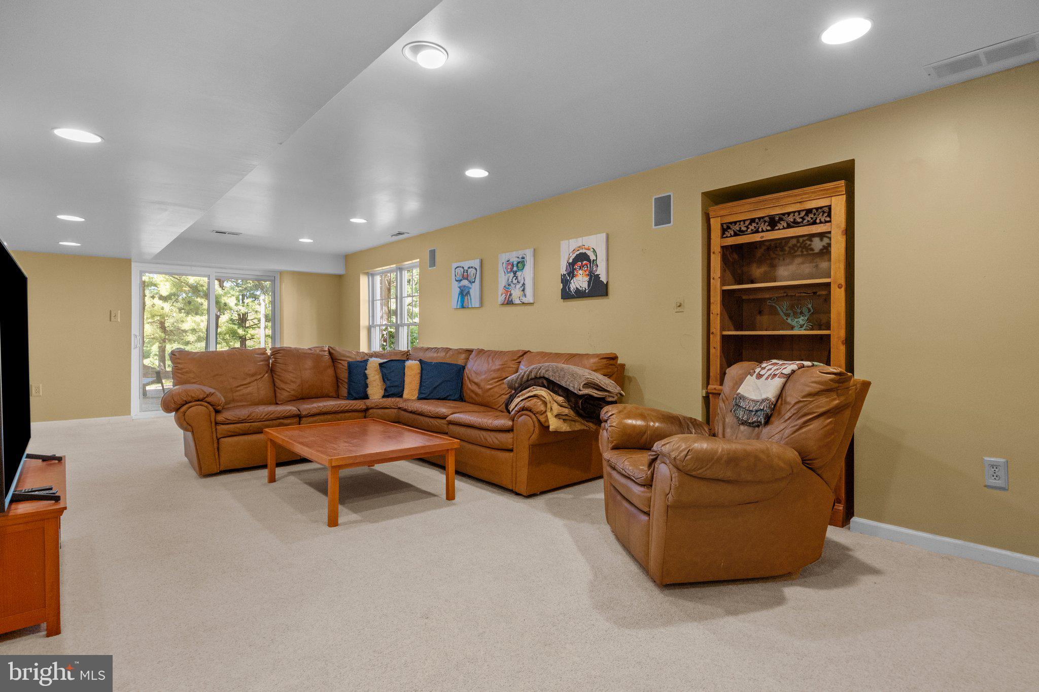 MILL RUN - Residential