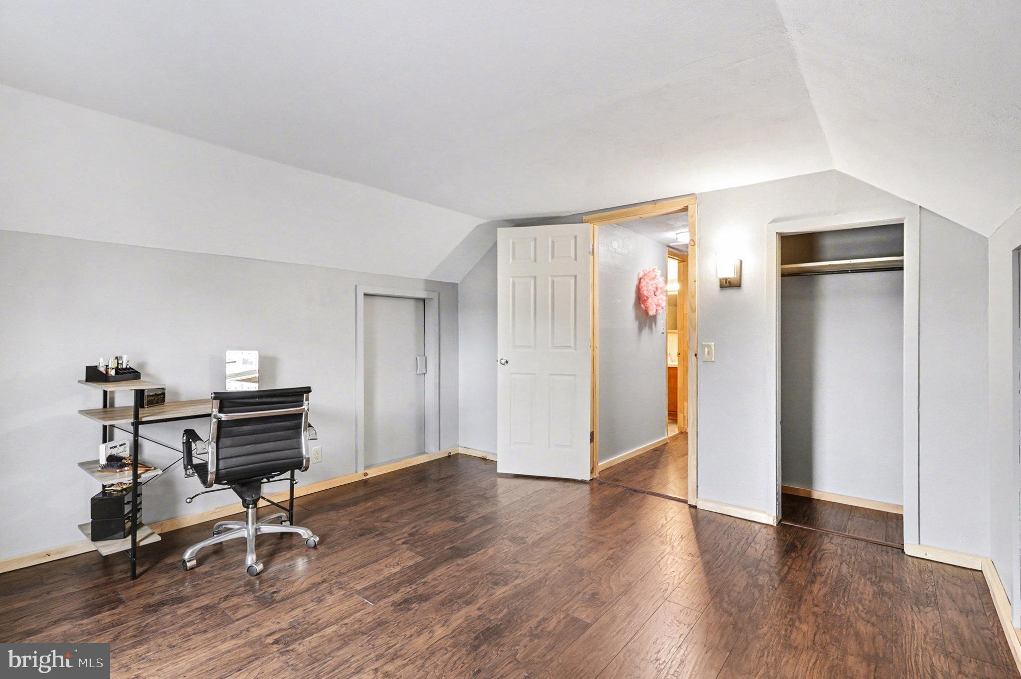 SOUTHAMPTON TWP - Residential