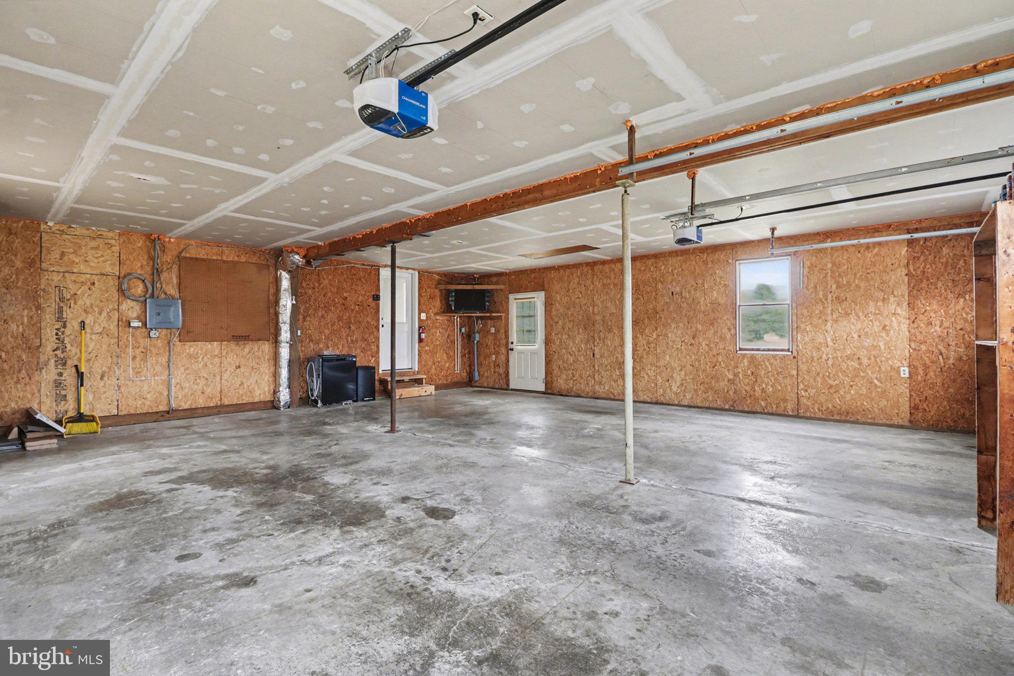 SOUTHAMPTON TWP - Residential