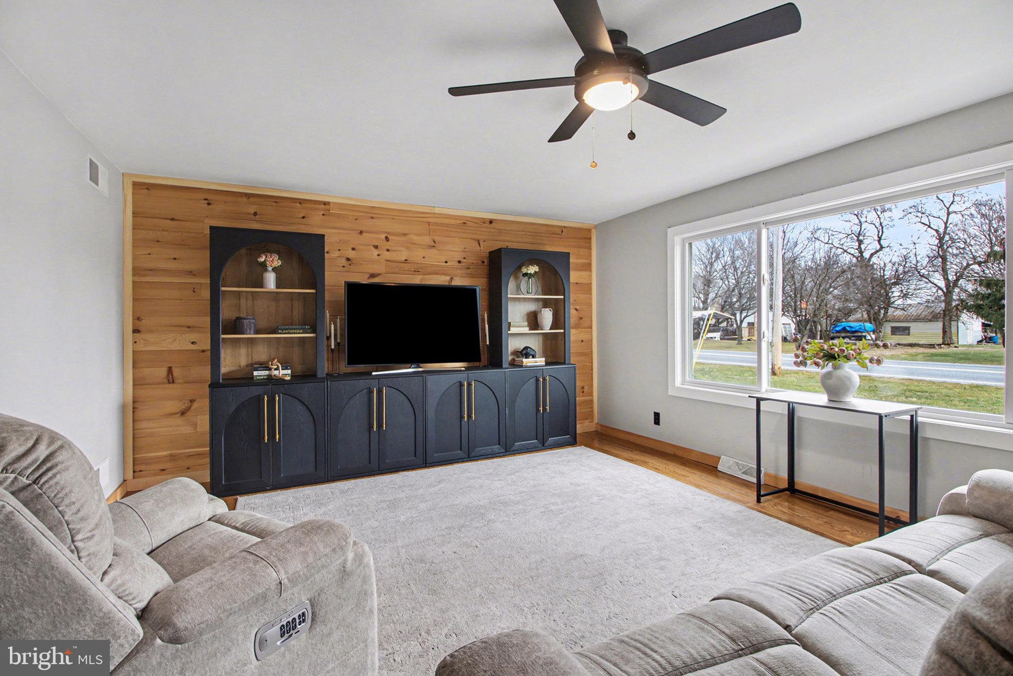 SOUTHAMPTON TWP - Residential