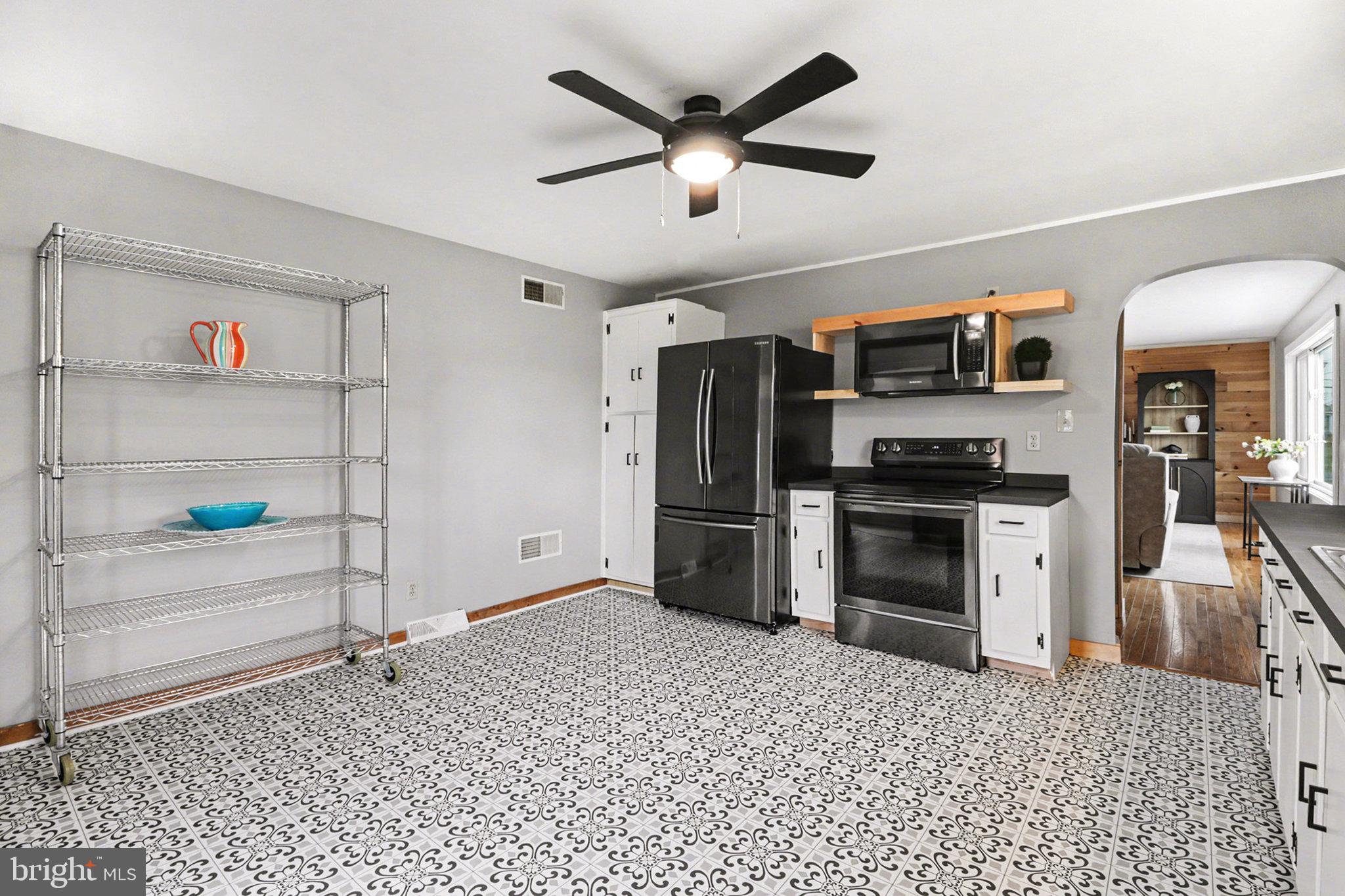 SOUTHAMPTON TWP - Residential