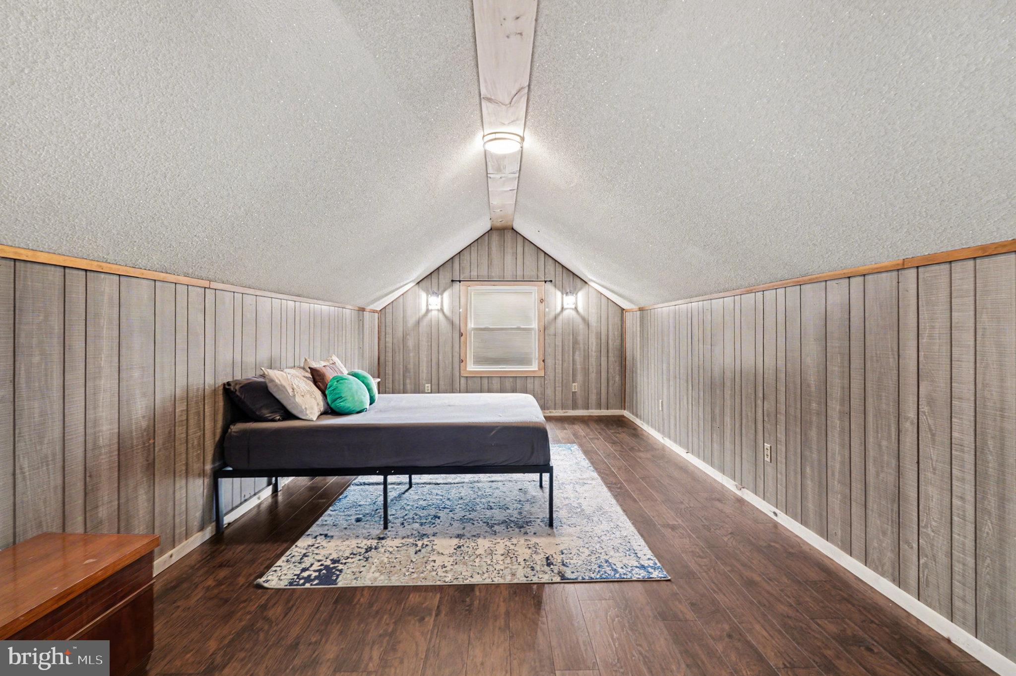 SOUTHAMPTON TWP - Residential