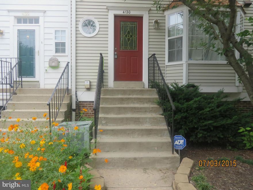 Beautiful 2 bedroom 1.5 bathroom townhouse style condo for rent in Chantilly. Eat in kitchen, large living room, and nice size bedrooms with updated baths. Separate laundry room leading to fenced in yard. Beautiful trees allows for privacy on the deck. Backs to the playground. No smoking or pets. One month security deposit. Water and trash removal included. Immediate availability.