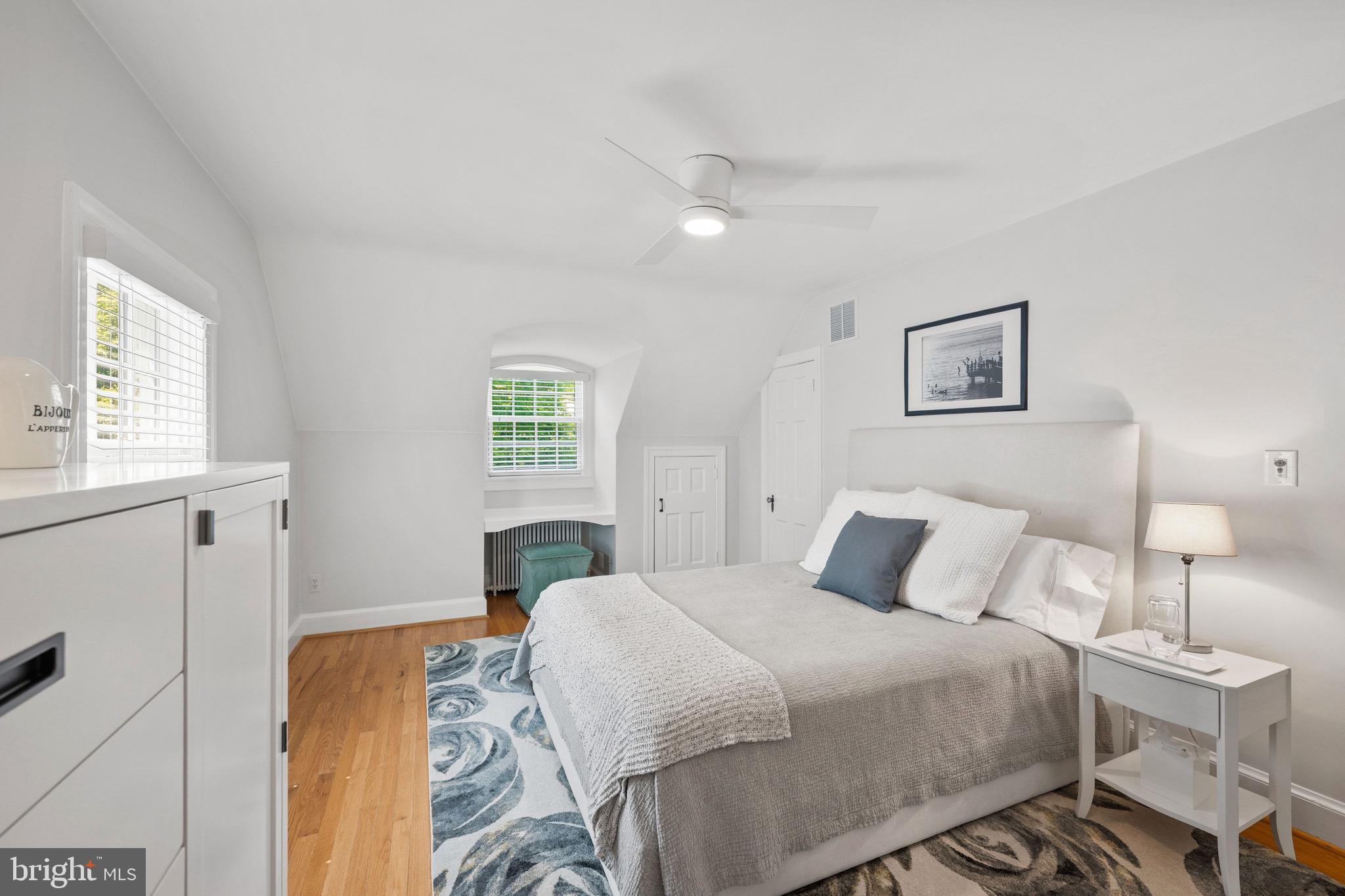 CHEVY CHASE - Residential