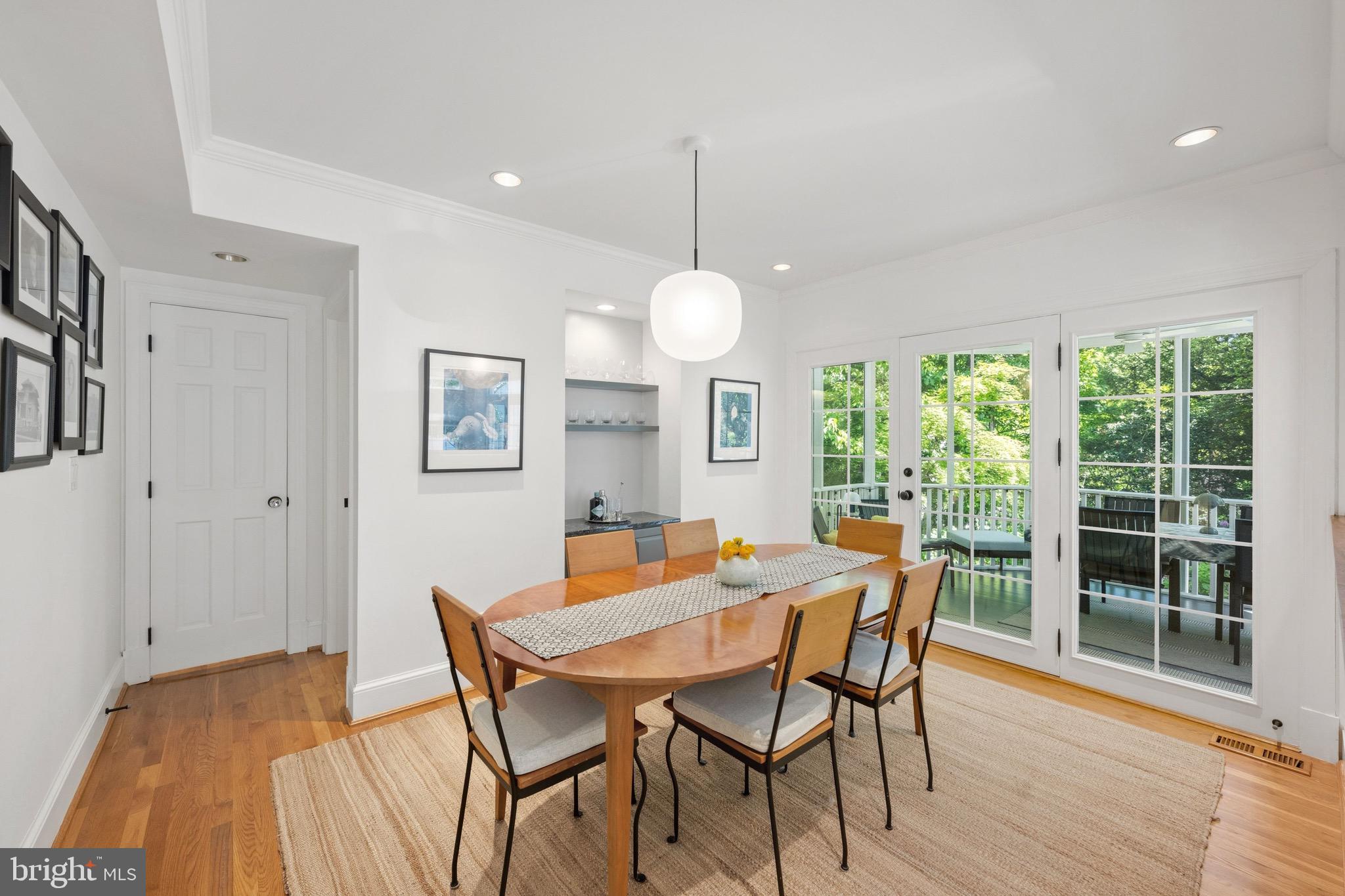 CHEVY CHASE - Residential