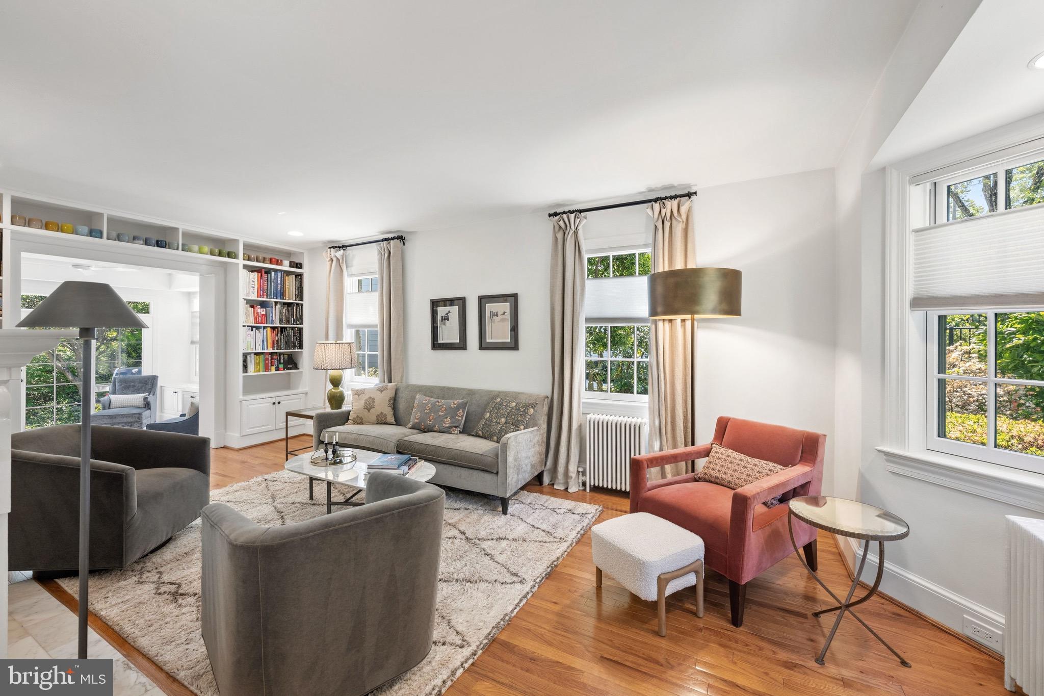 CHEVY CHASE - Residential