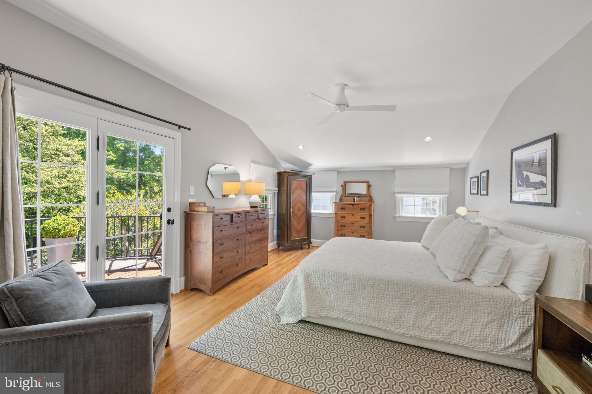 CHEVY CHASE - Residential