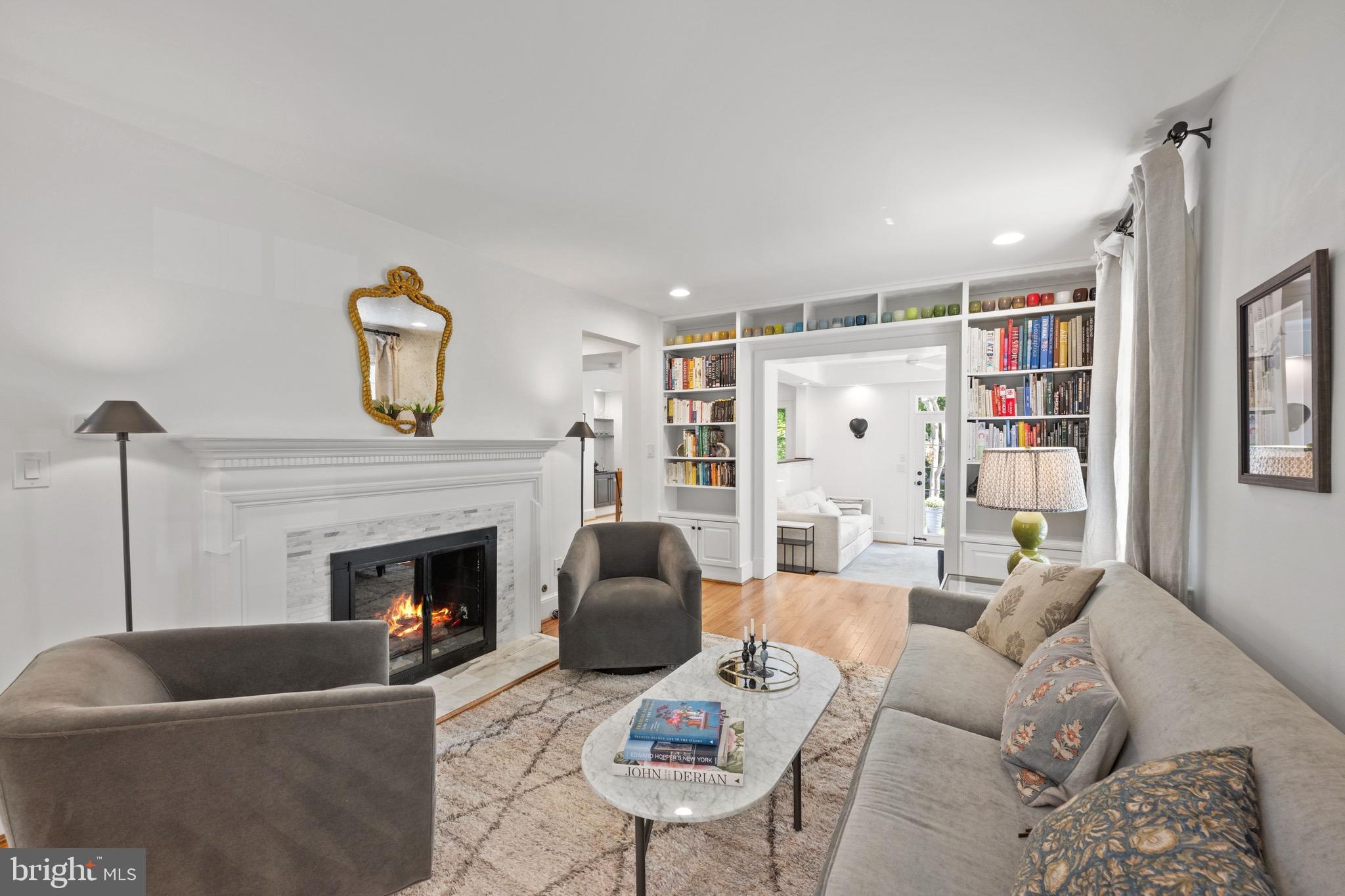 CHEVY CHASE - Residential