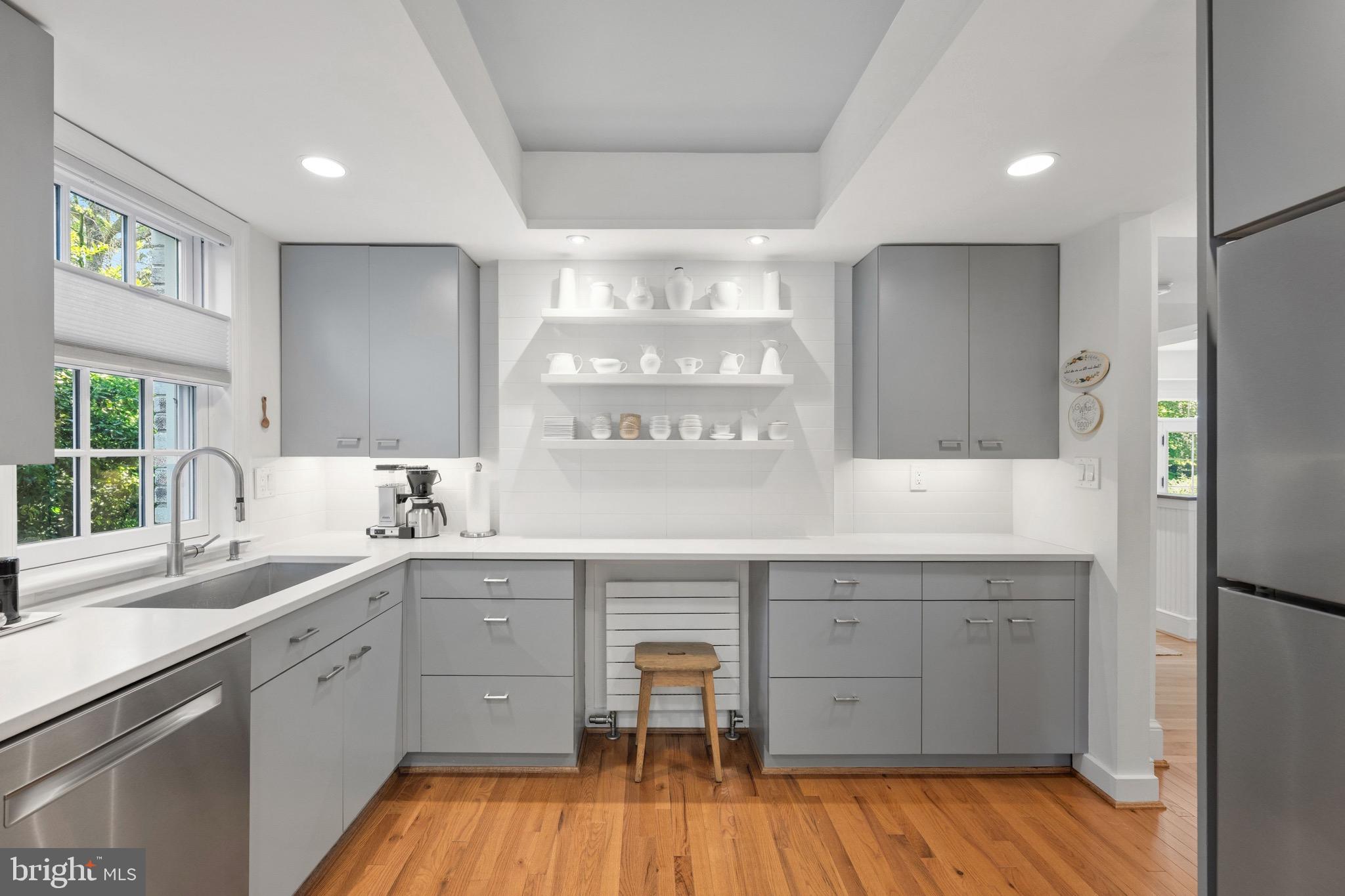 CHEVY CHASE - Residential