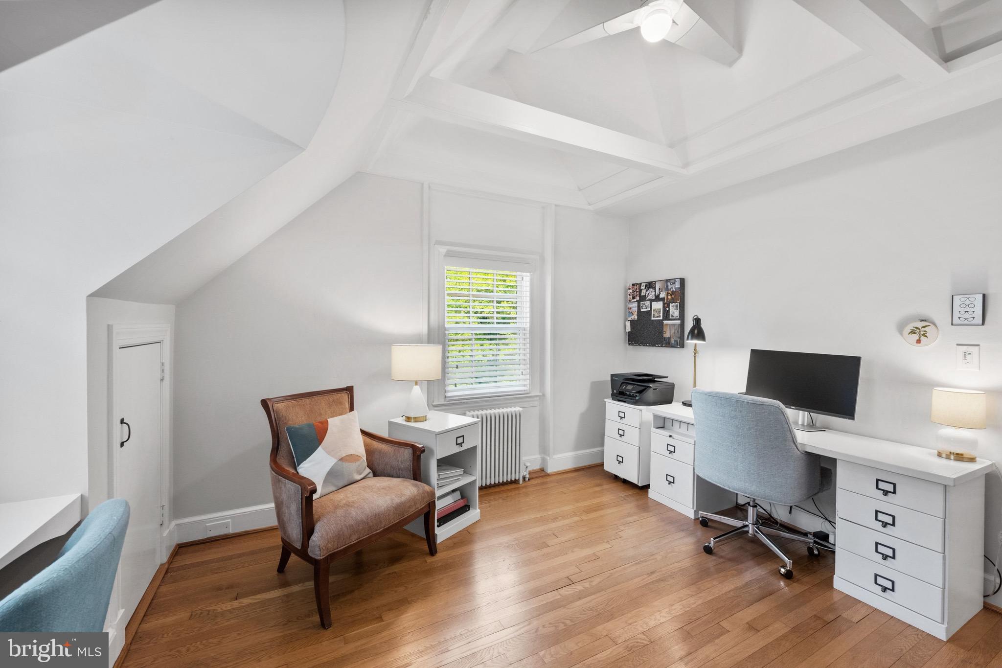 CHEVY CHASE - Residential