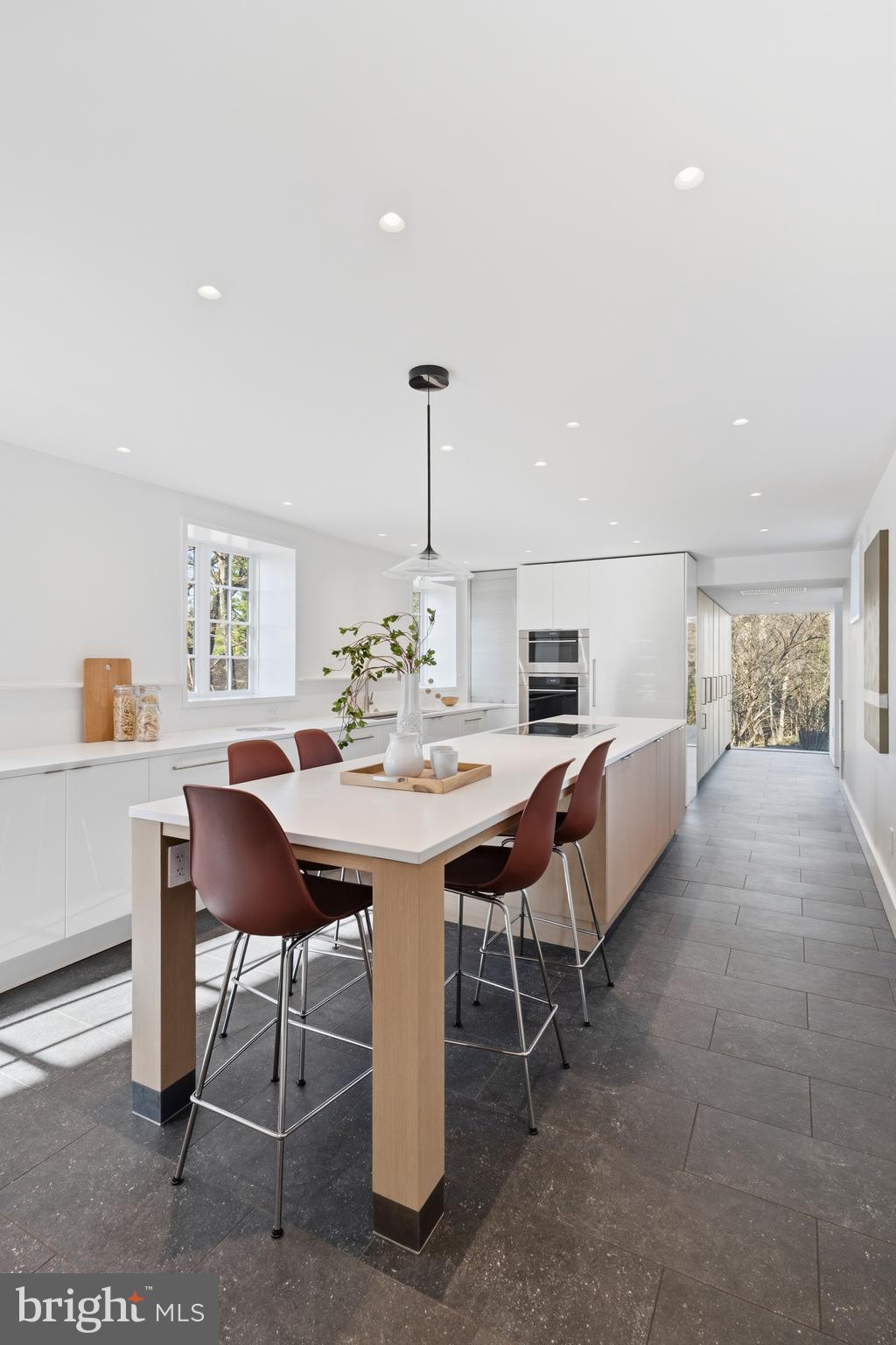 CHESTNUT HILL - Residential