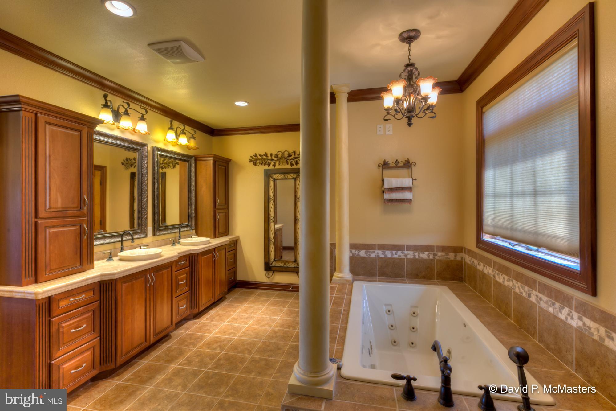 PIOUS RIDGE - Residential