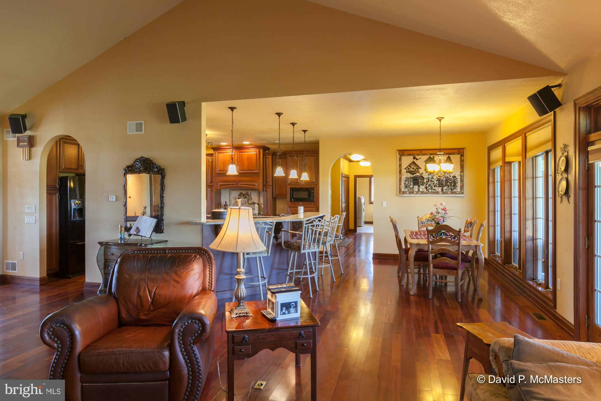 PIOUS RIDGE - Residential