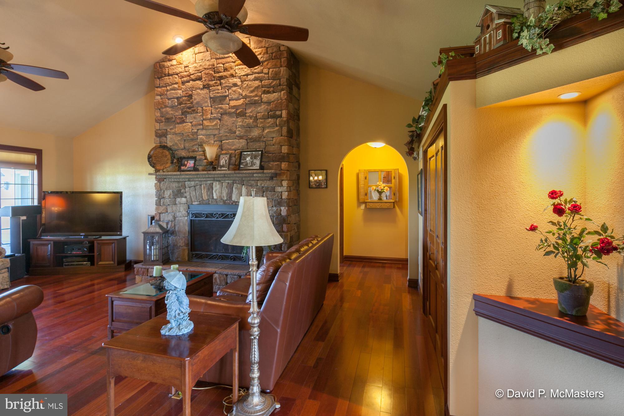 PIOUS RIDGE - Residential