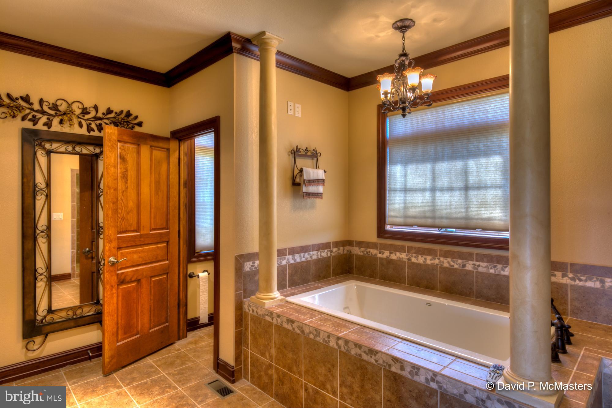 PIOUS RIDGE - Residential