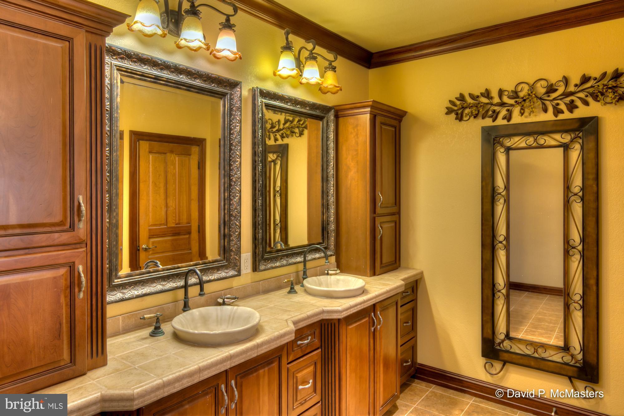 PIOUS RIDGE - Residential