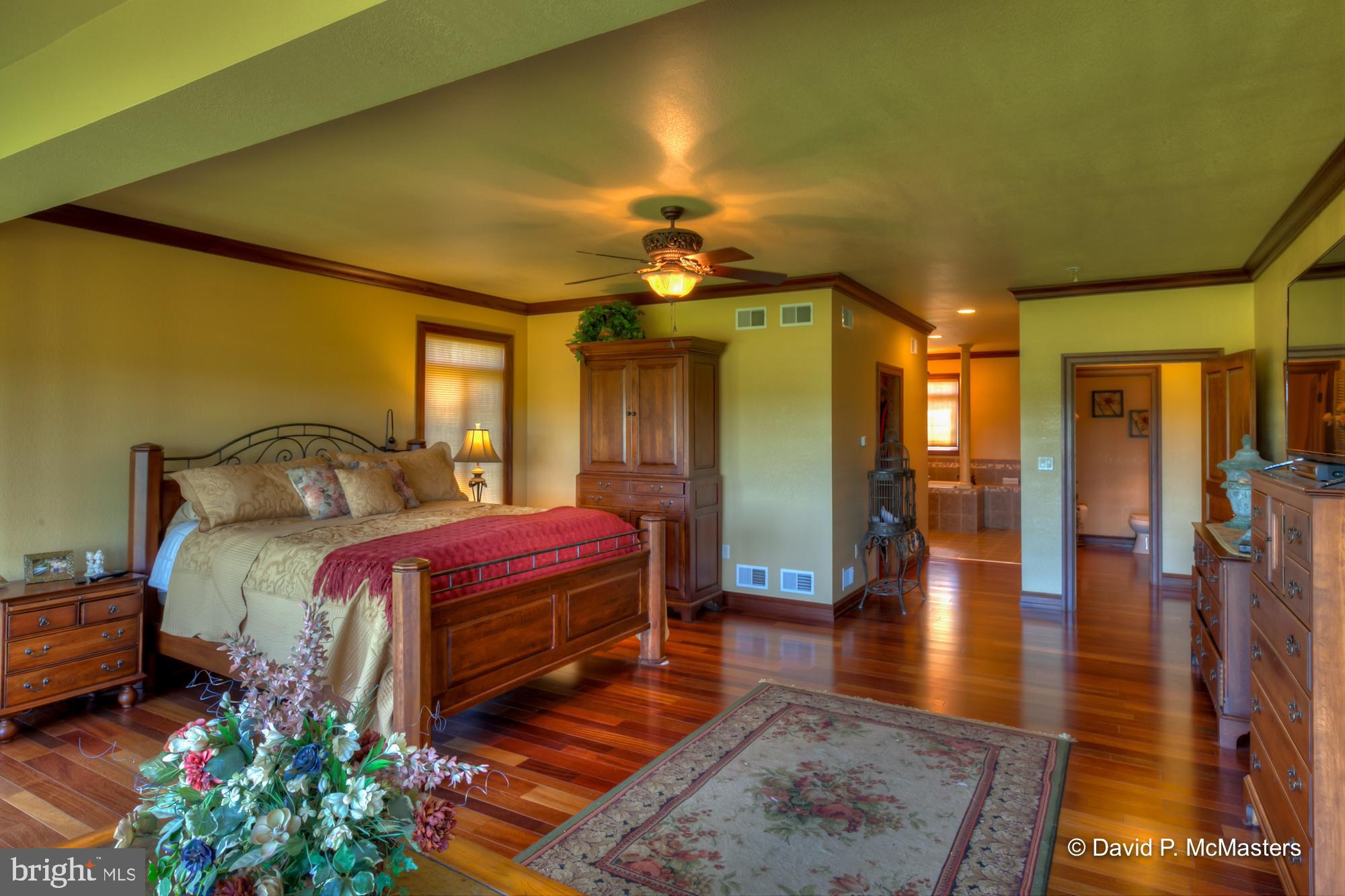 PIOUS RIDGE - Residential