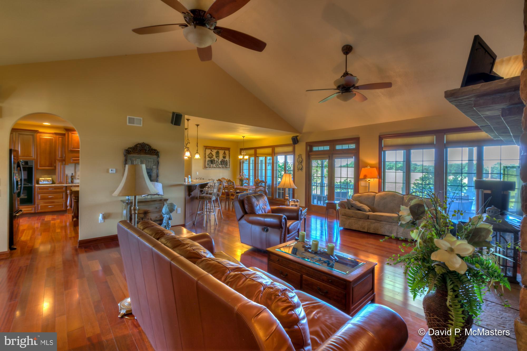 PIOUS RIDGE - Residential