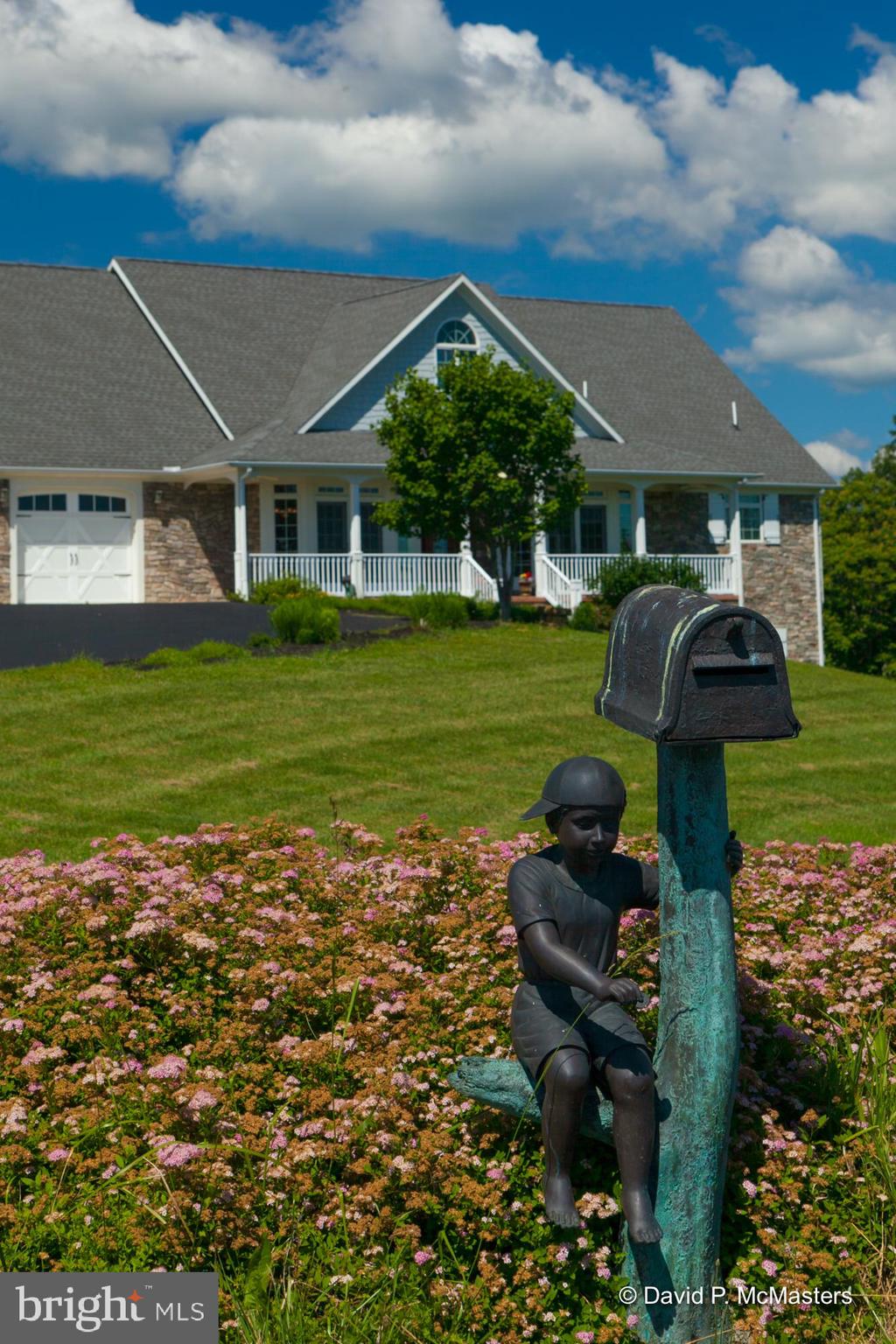 PIOUS RIDGE - Residential