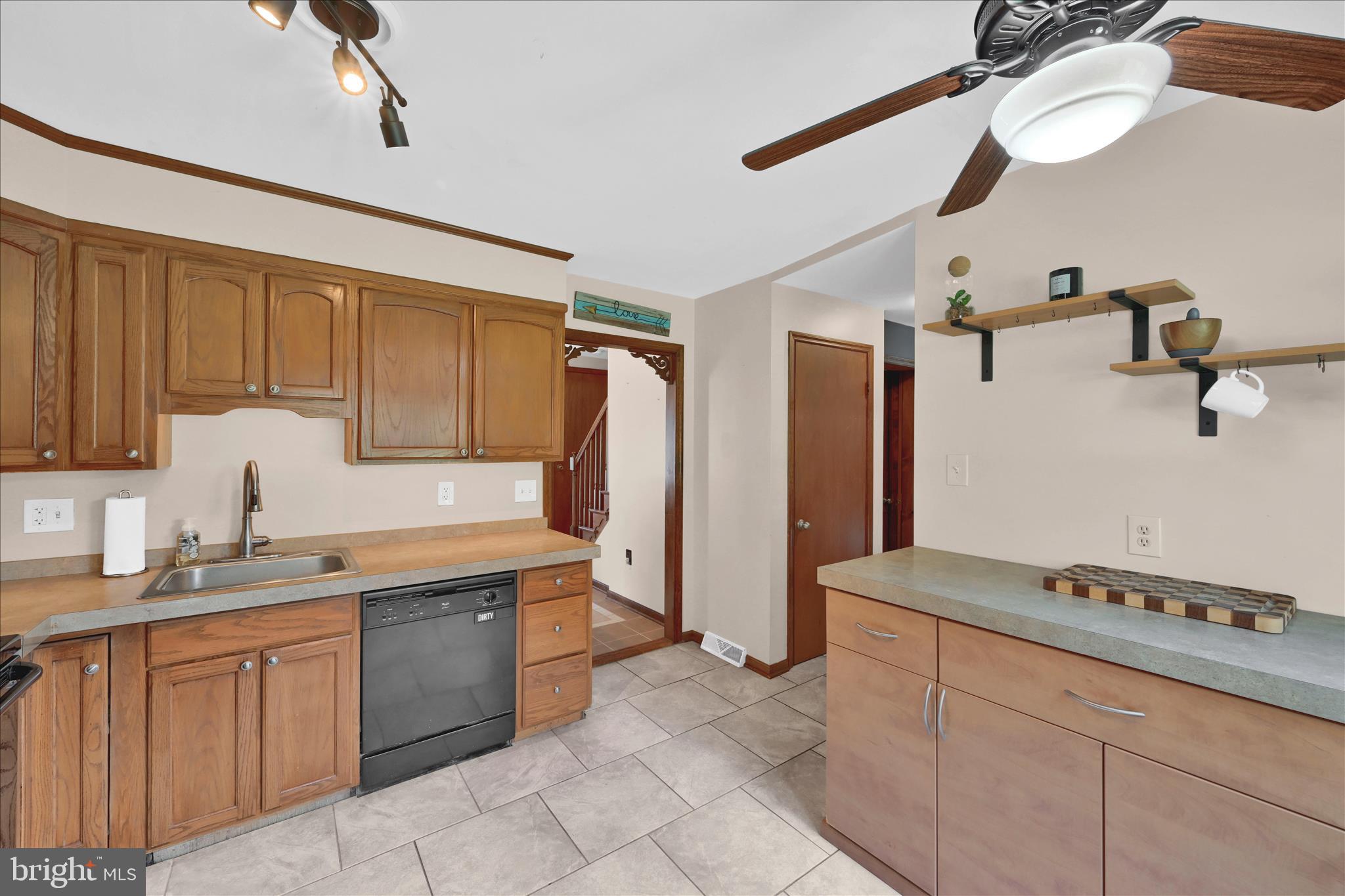 WOODLAND VIEW ESTATES - Residential