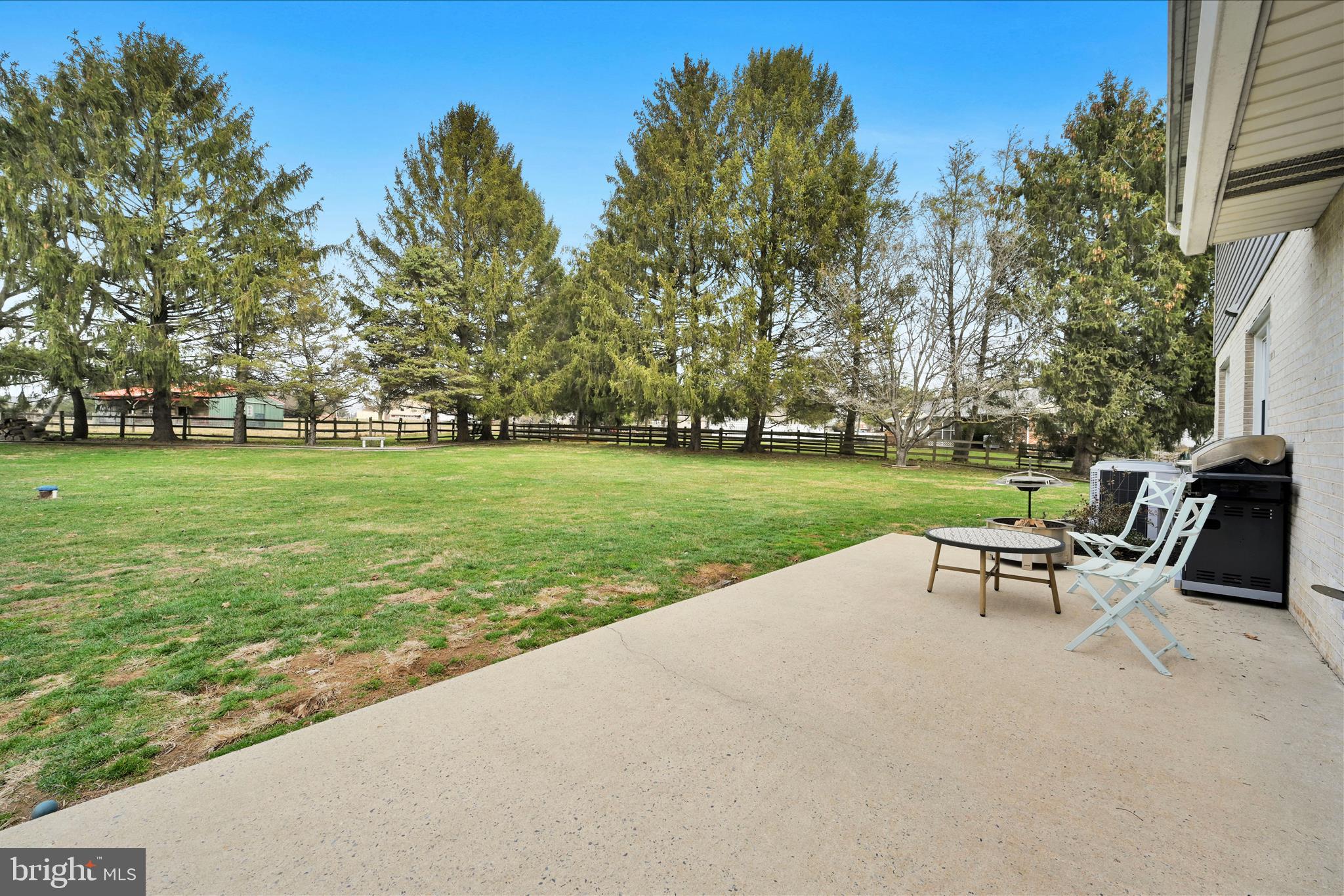 WOODLAND VIEW ESTATES - Residential