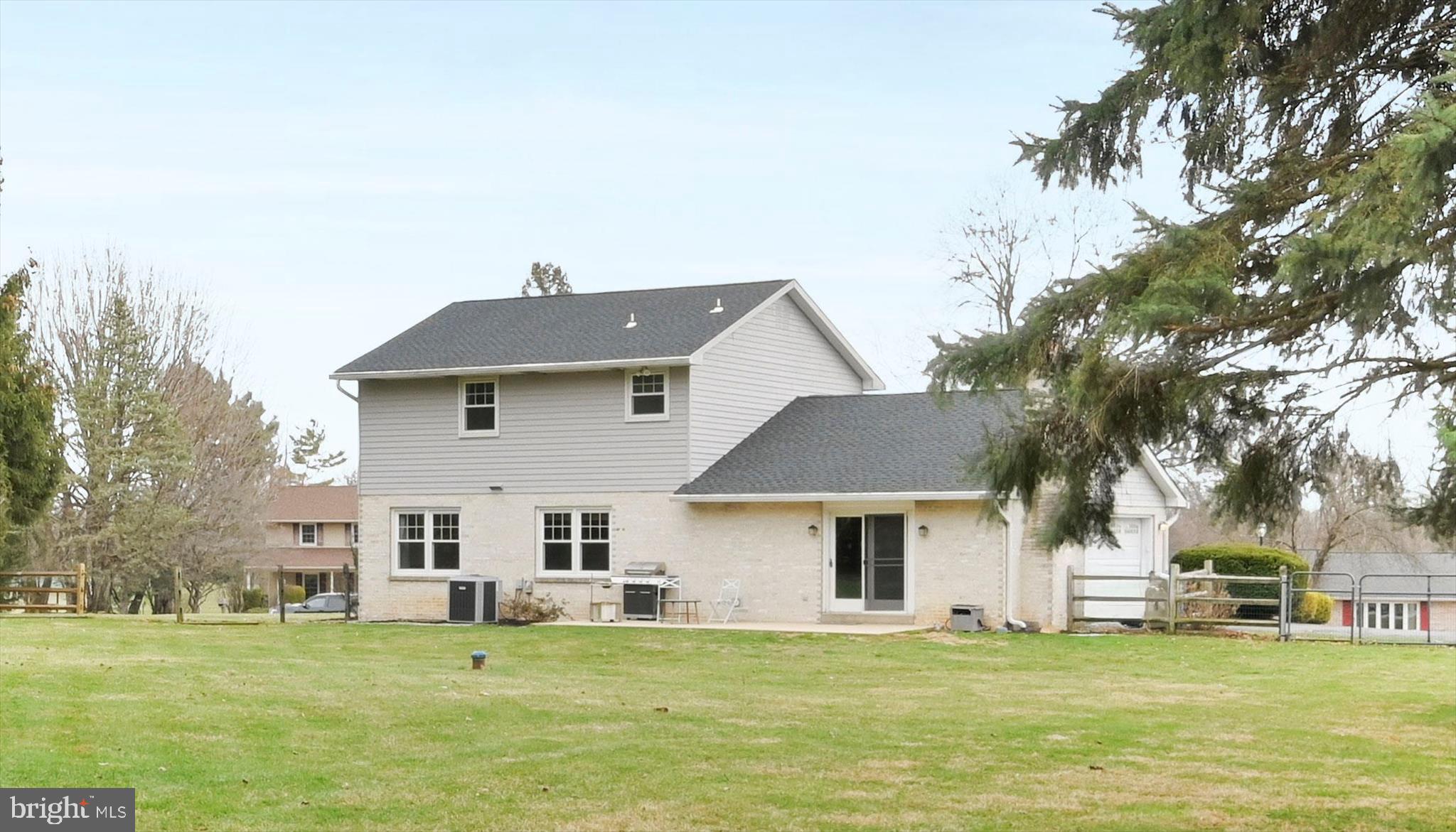 WOODLAND VIEW ESTATES - Residential