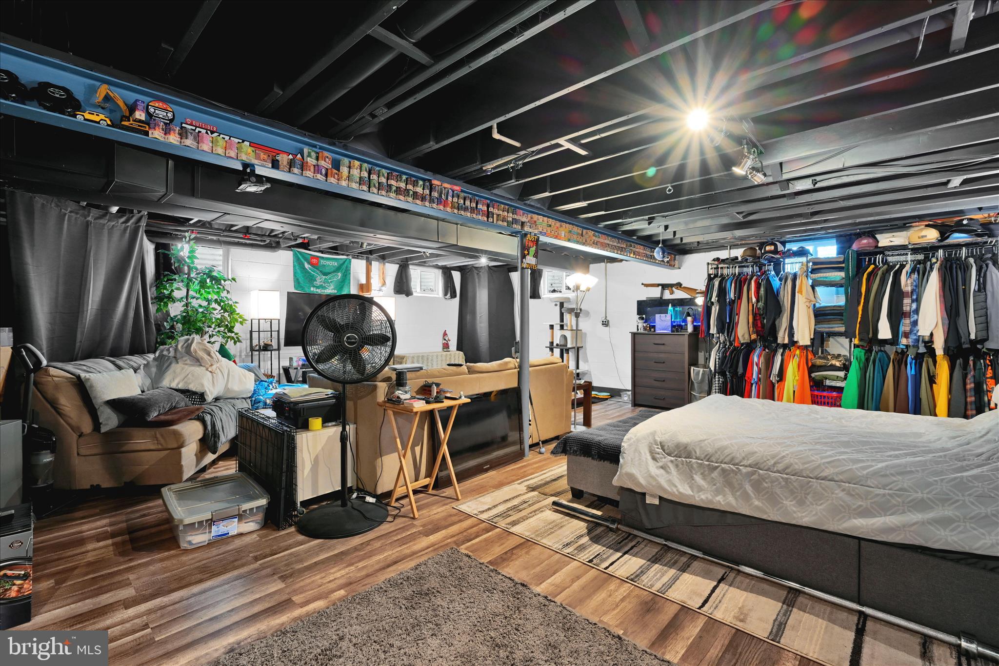 WOODLAND VIEW ESTATES - Residential