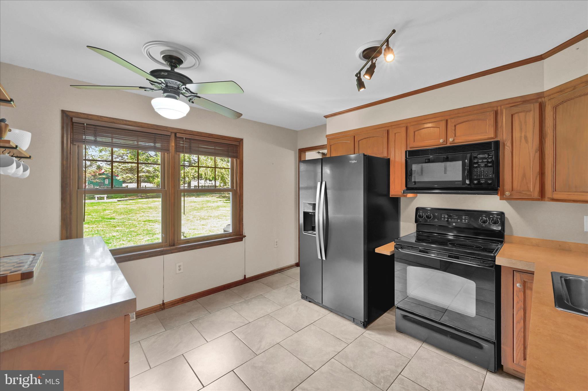 WOODLAND VIEW ESTATES - Residential