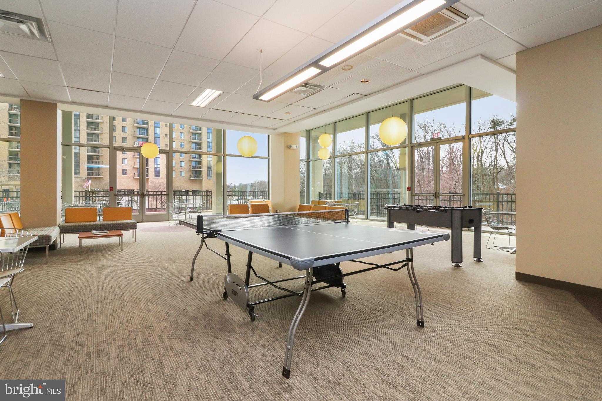 THE CARLTON - Residential