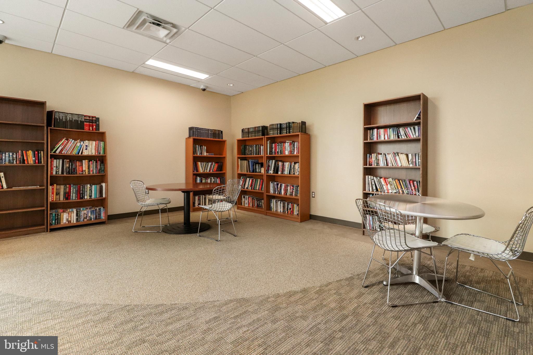 THE CARLTON - Residential