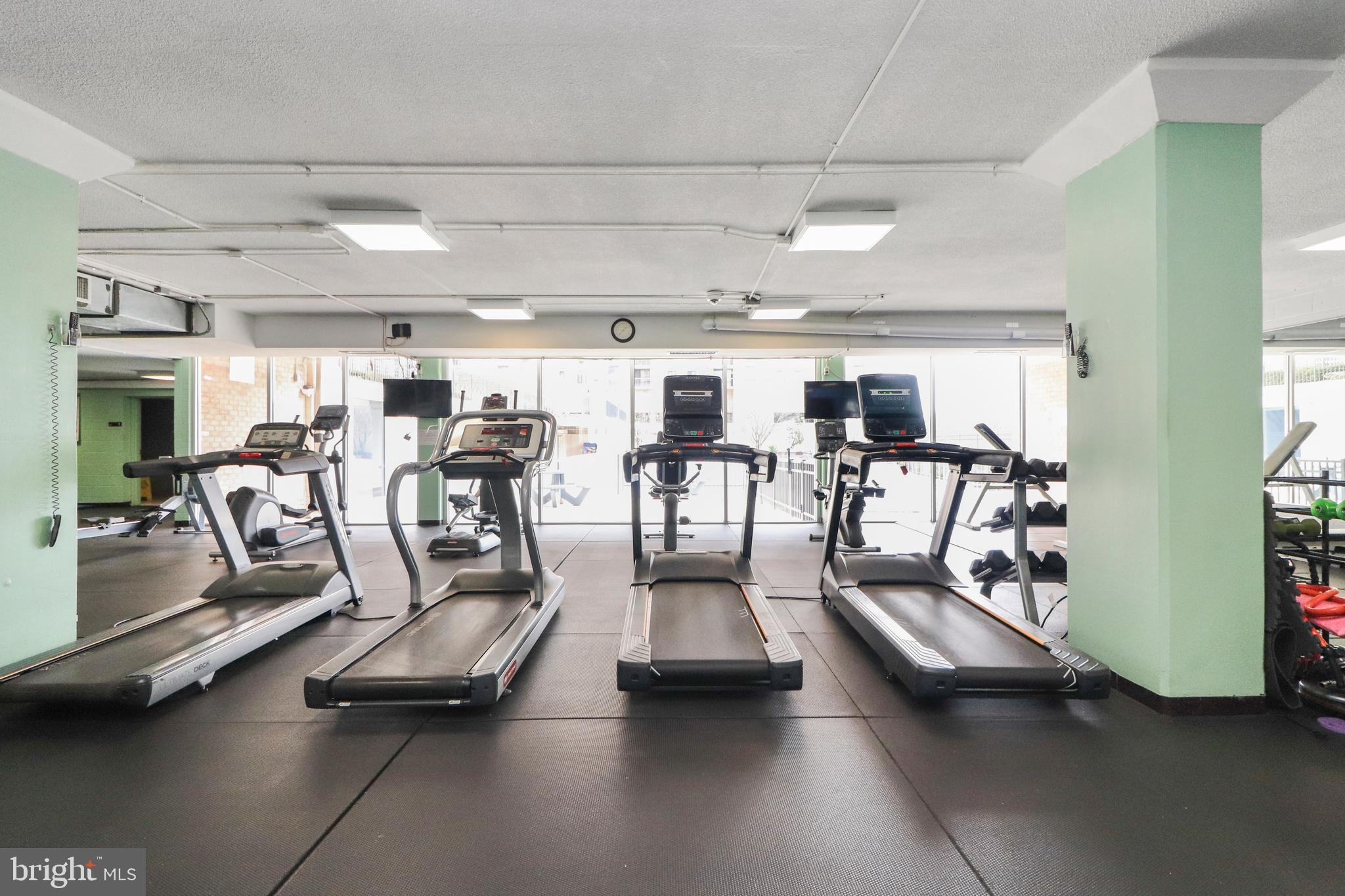 THE CARLTON - Residential