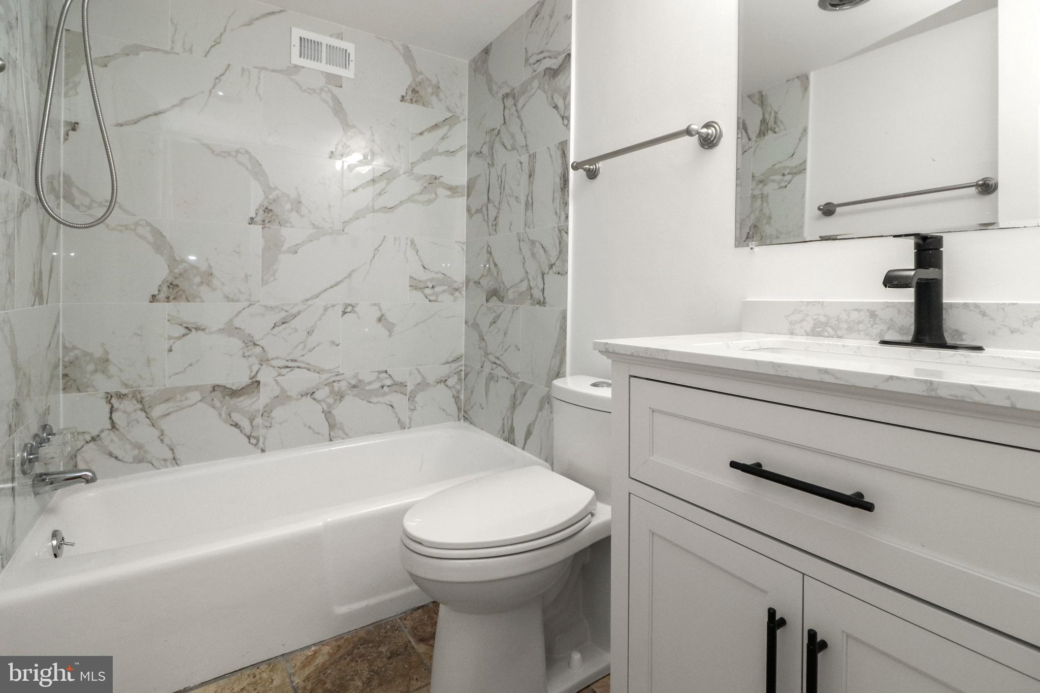 THE CARLTON - Residential