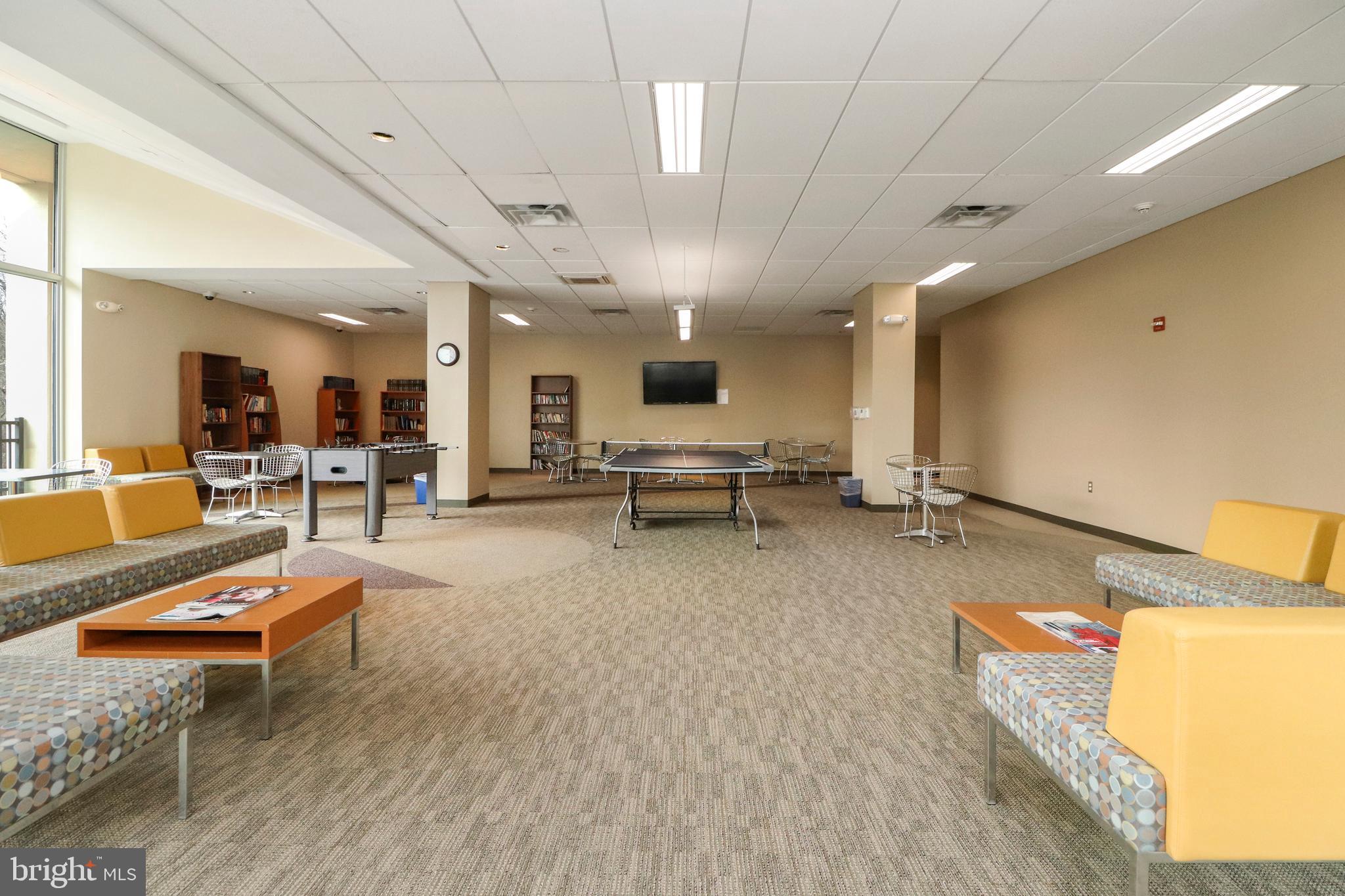 THE CARLTON - Residential