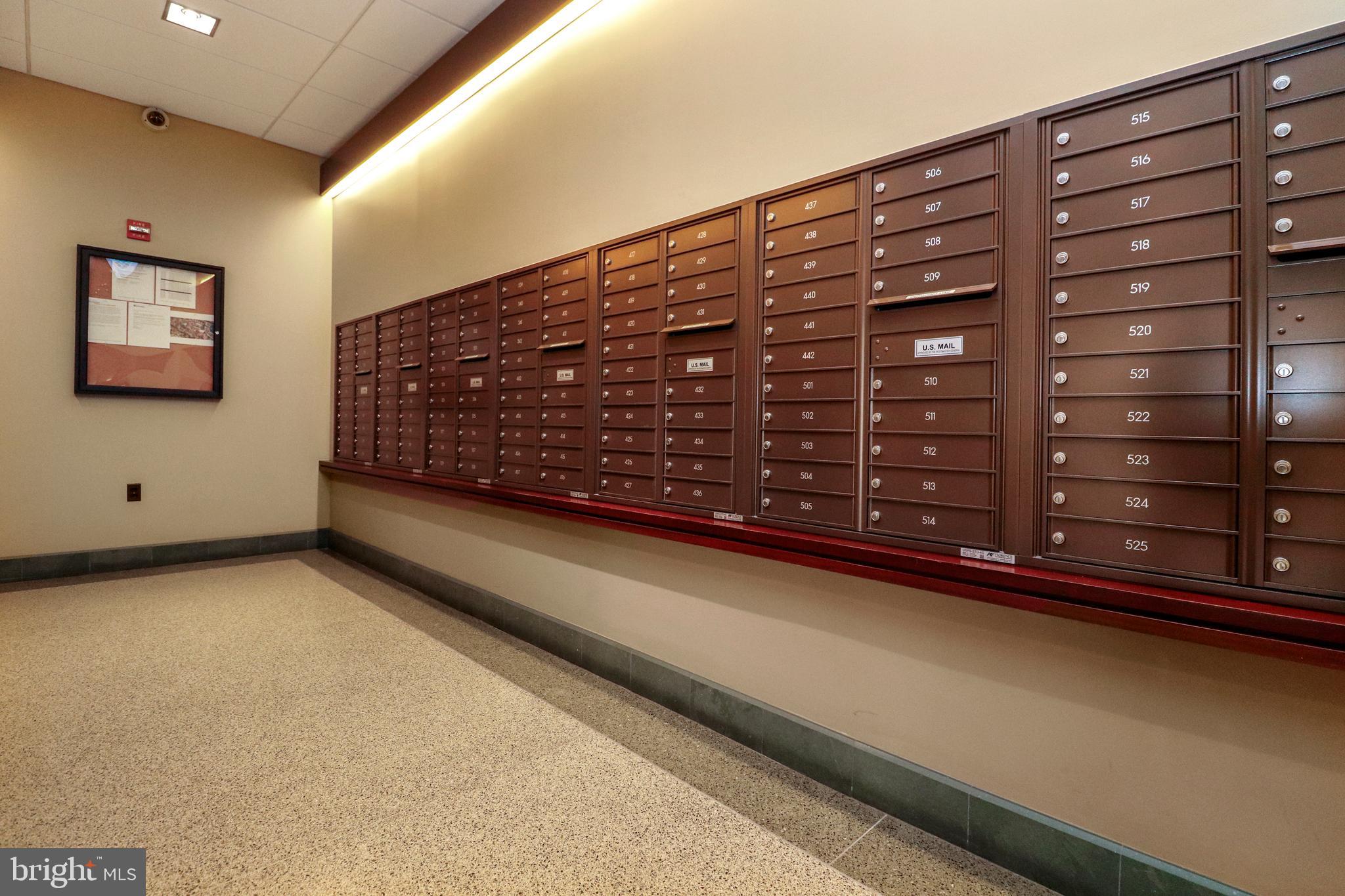 THE CARLTON - Residential