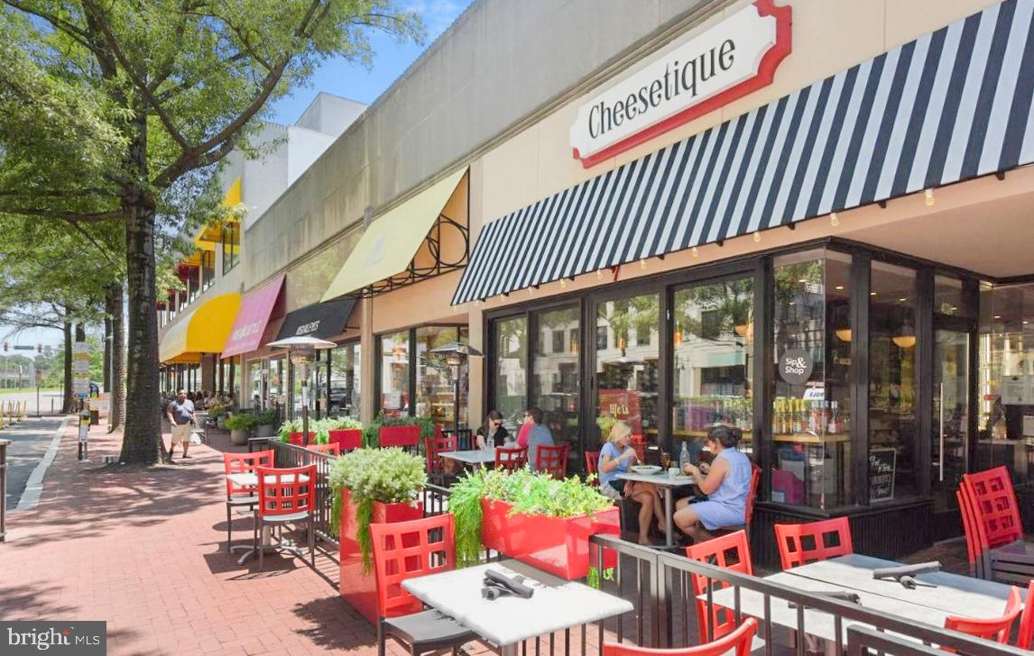 THE CARLTON - Residential