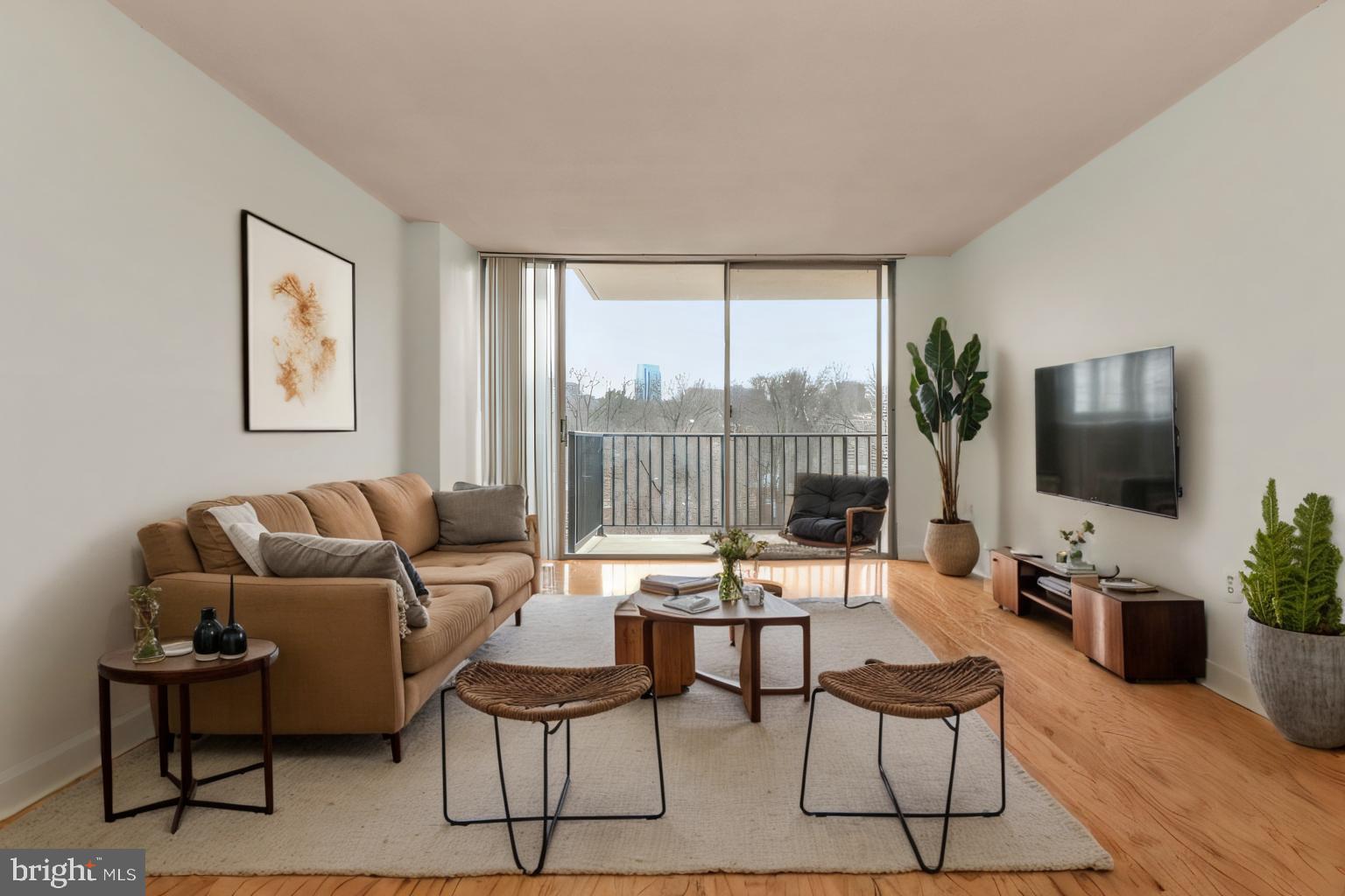 THE CARLTON - Residential