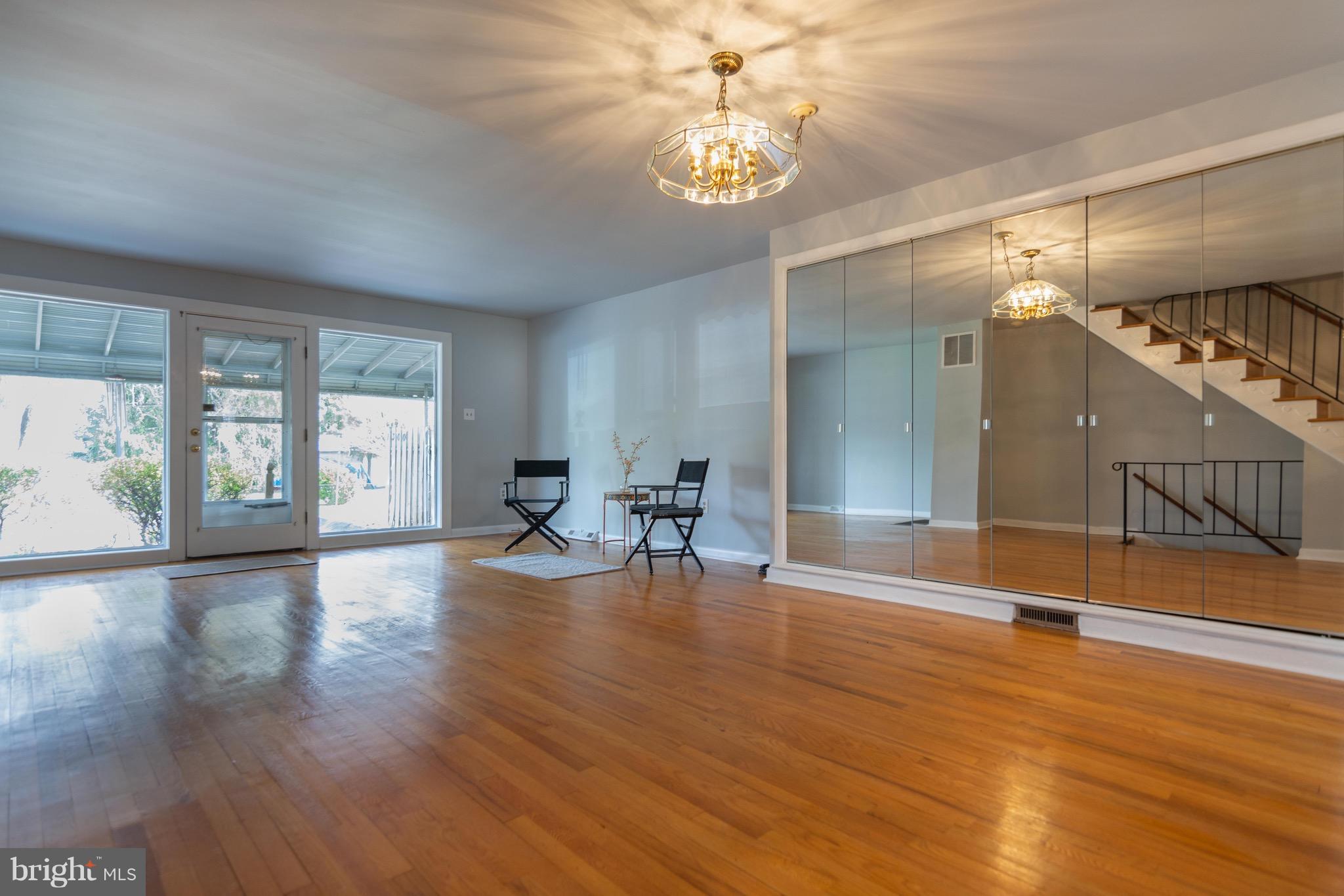 ADMIRAL HEIGHTS - Residential