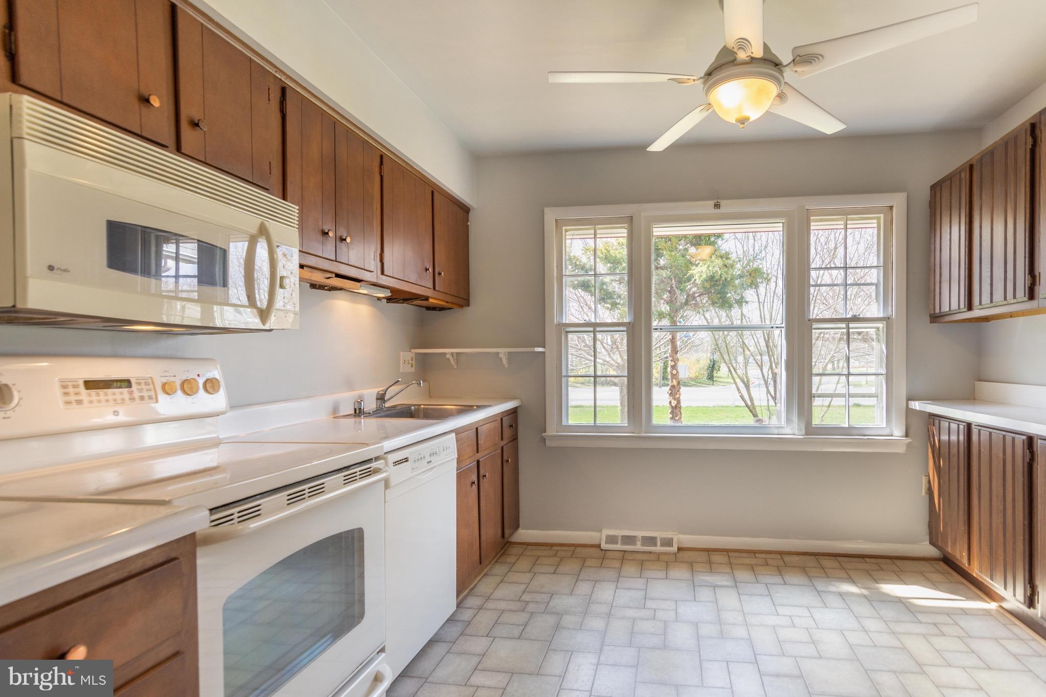 ADMIRAL HEIGHTS - Residential