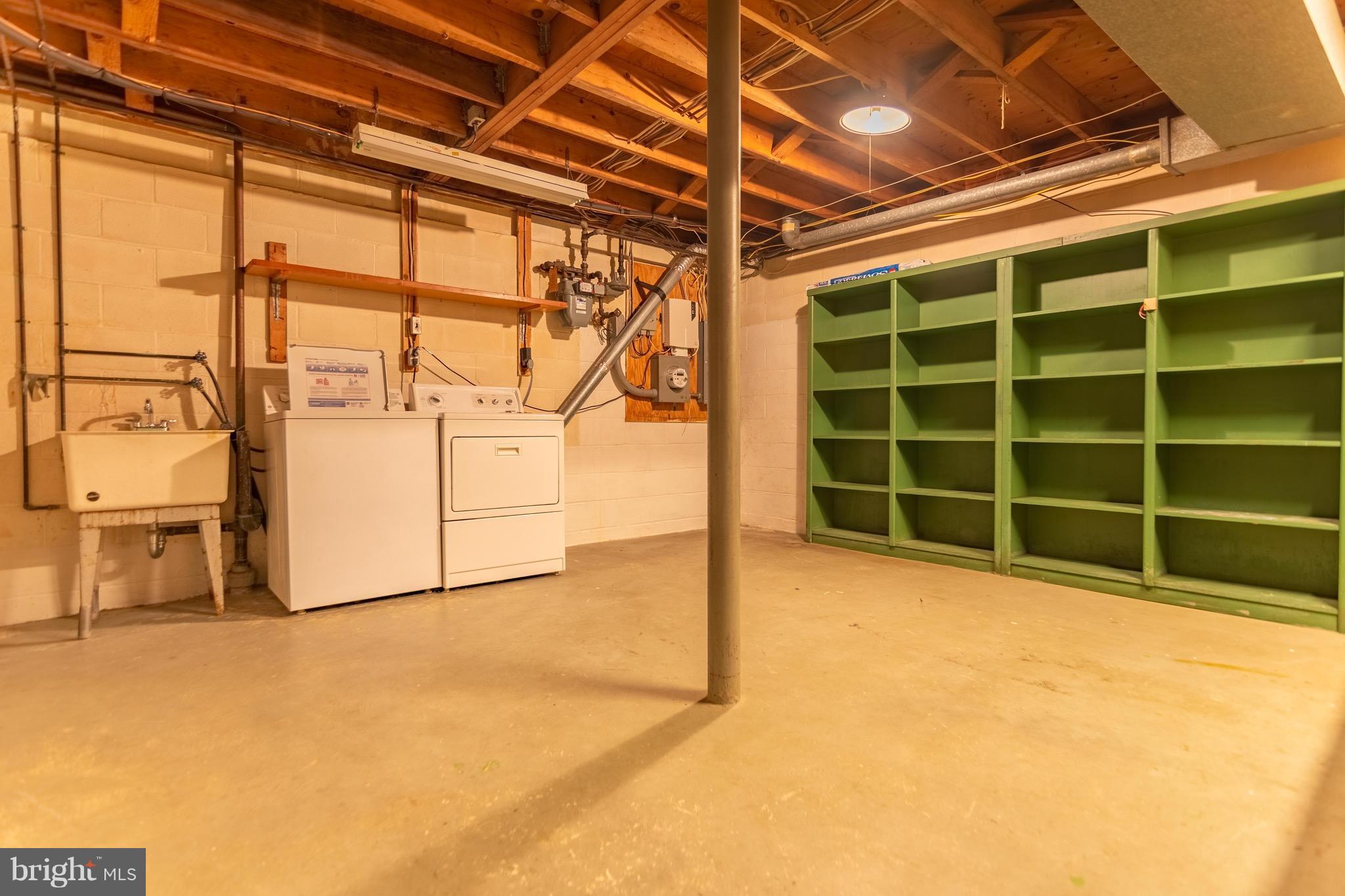 ADMIRAL HEIGHTS - Residential