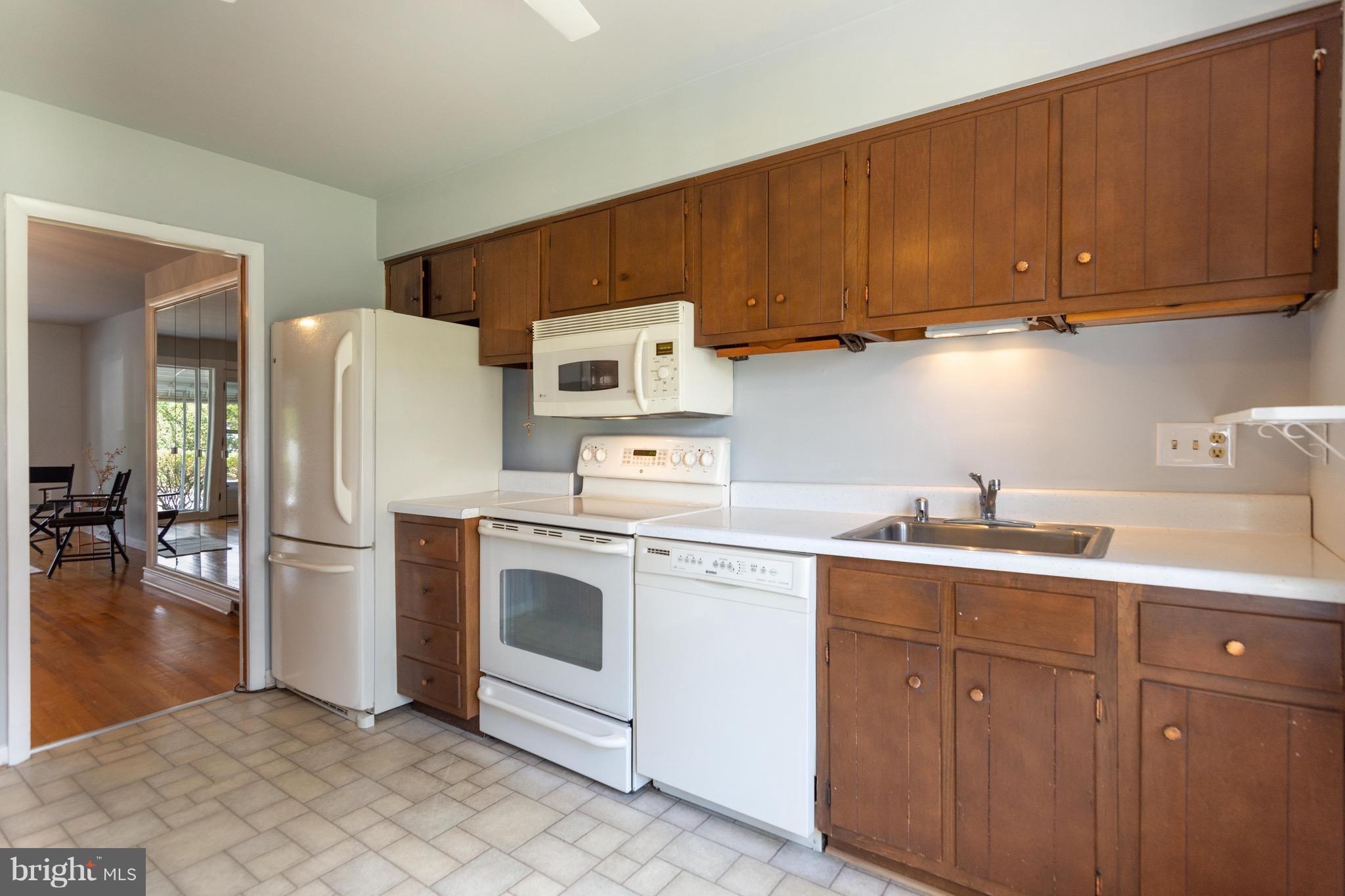 ADMIRAL HEIGHTS - Residential