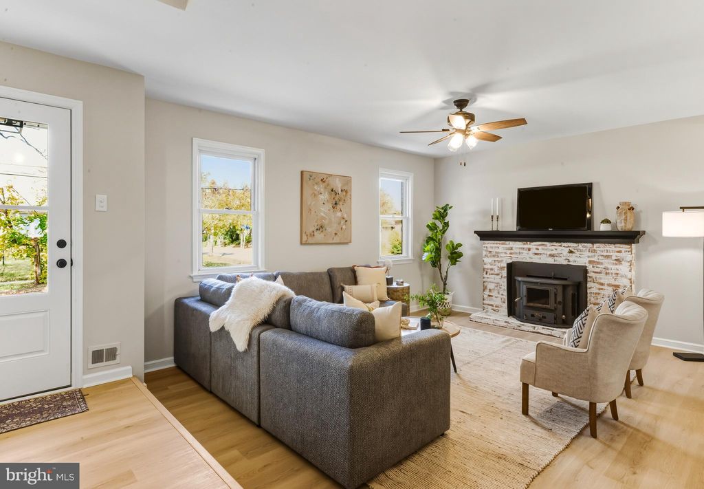 Photo of 512 Tatem Avenue, COLLINGSWOOD, NJ 08108 (MLS # NJCD2105536)