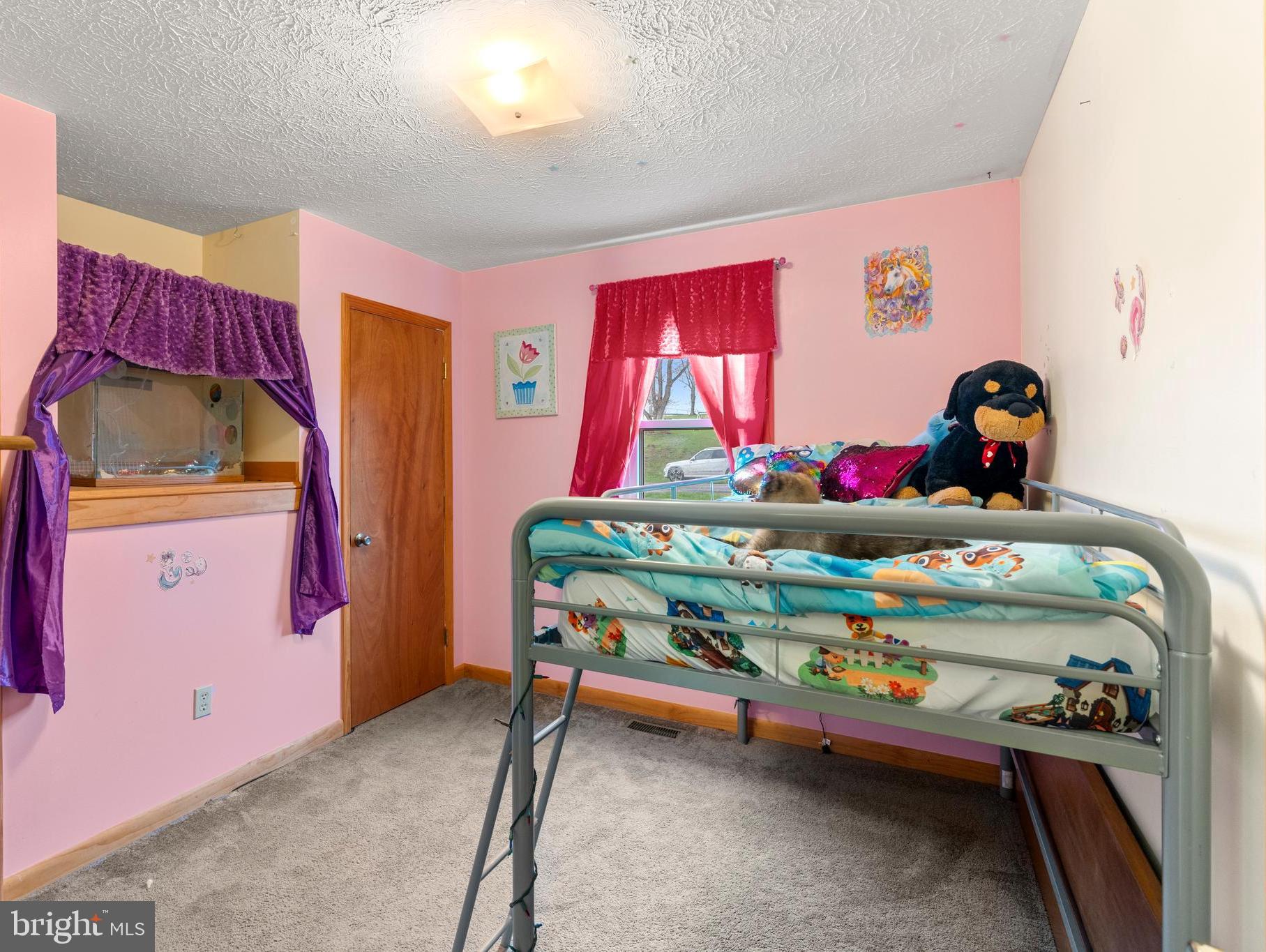 SUNRISE SUMMIT - Residential