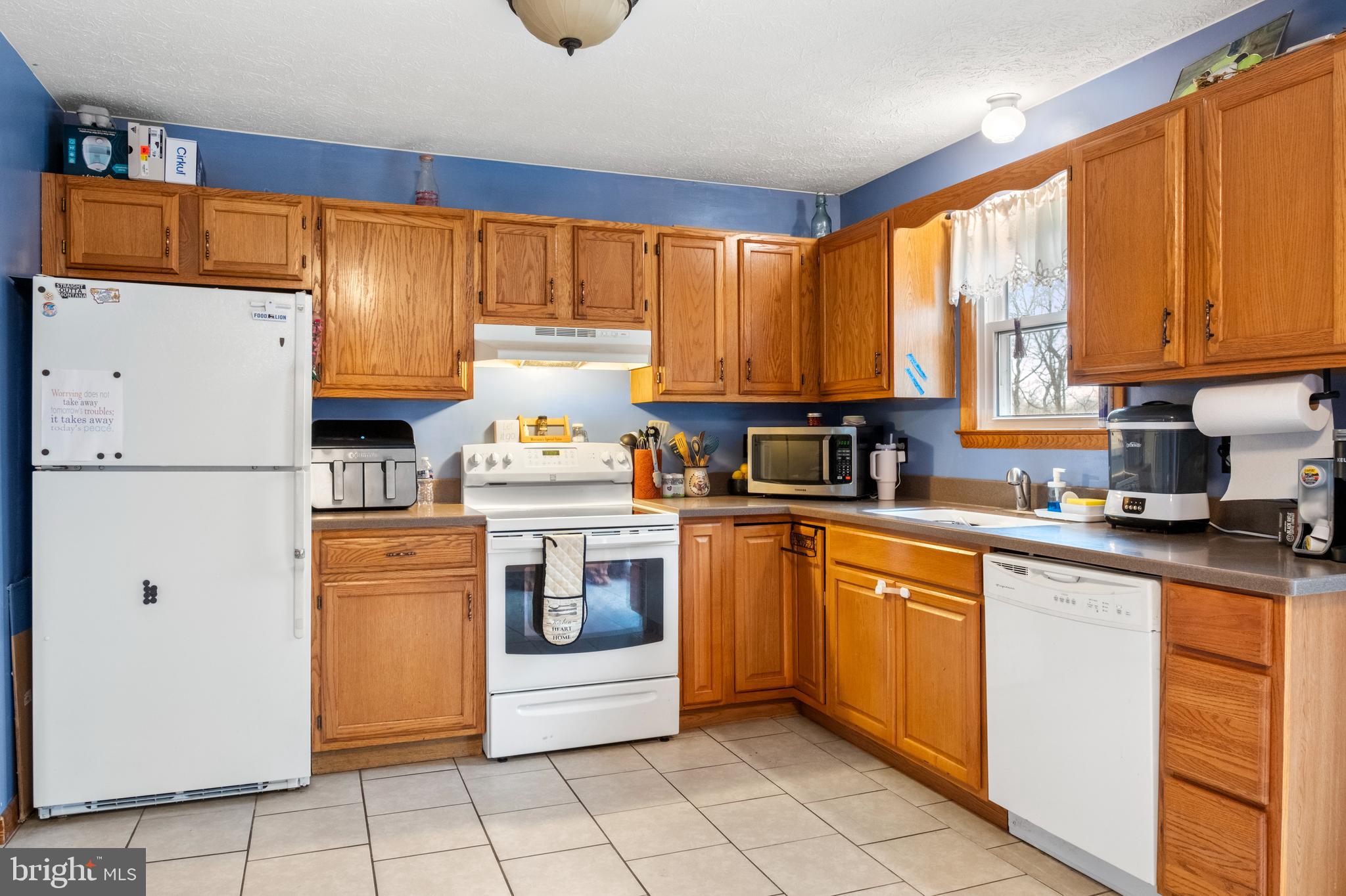 SUNRISE SUMMIT - Residential